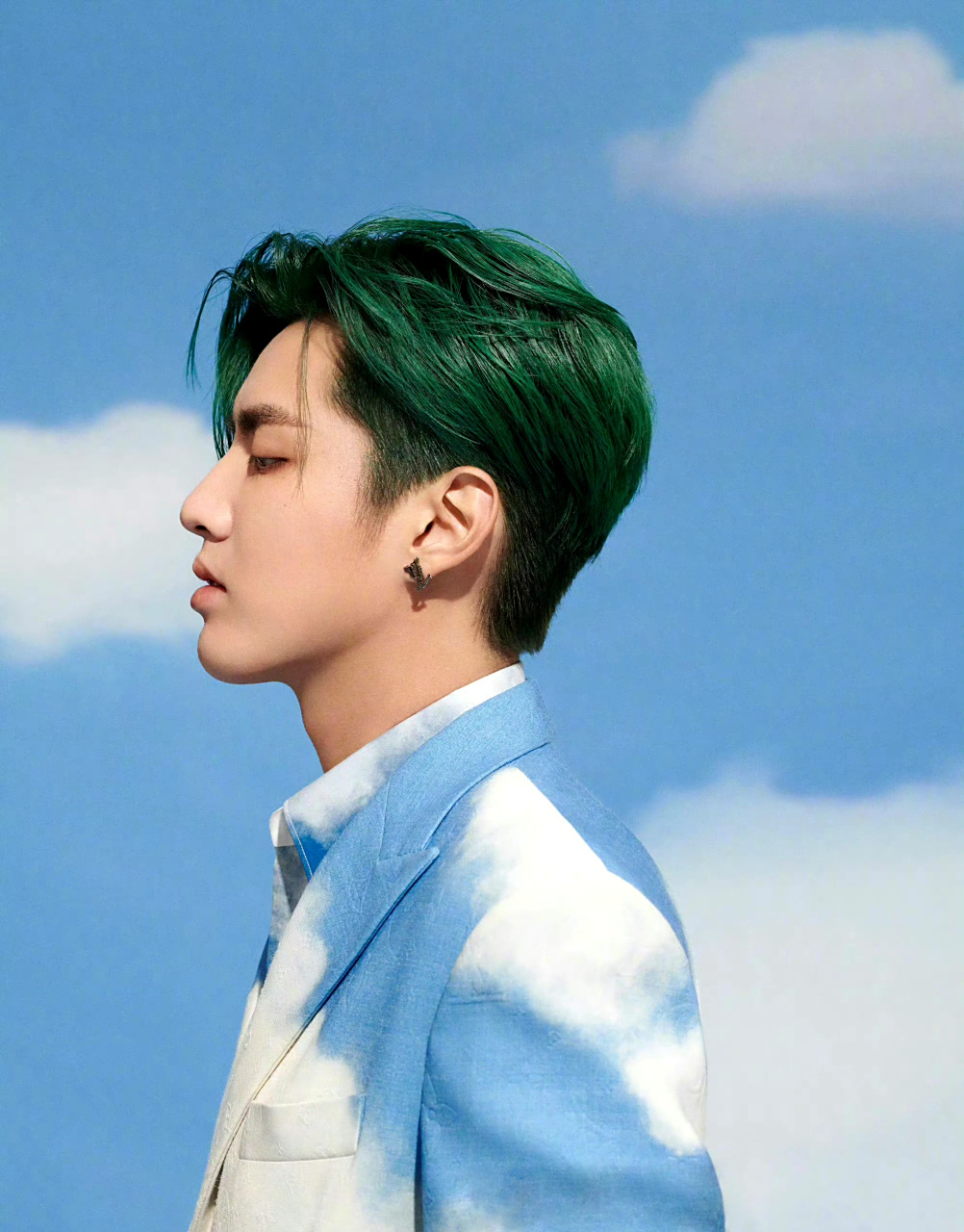 这一次,吴亦凡旗下三家关联公司:内蒙古