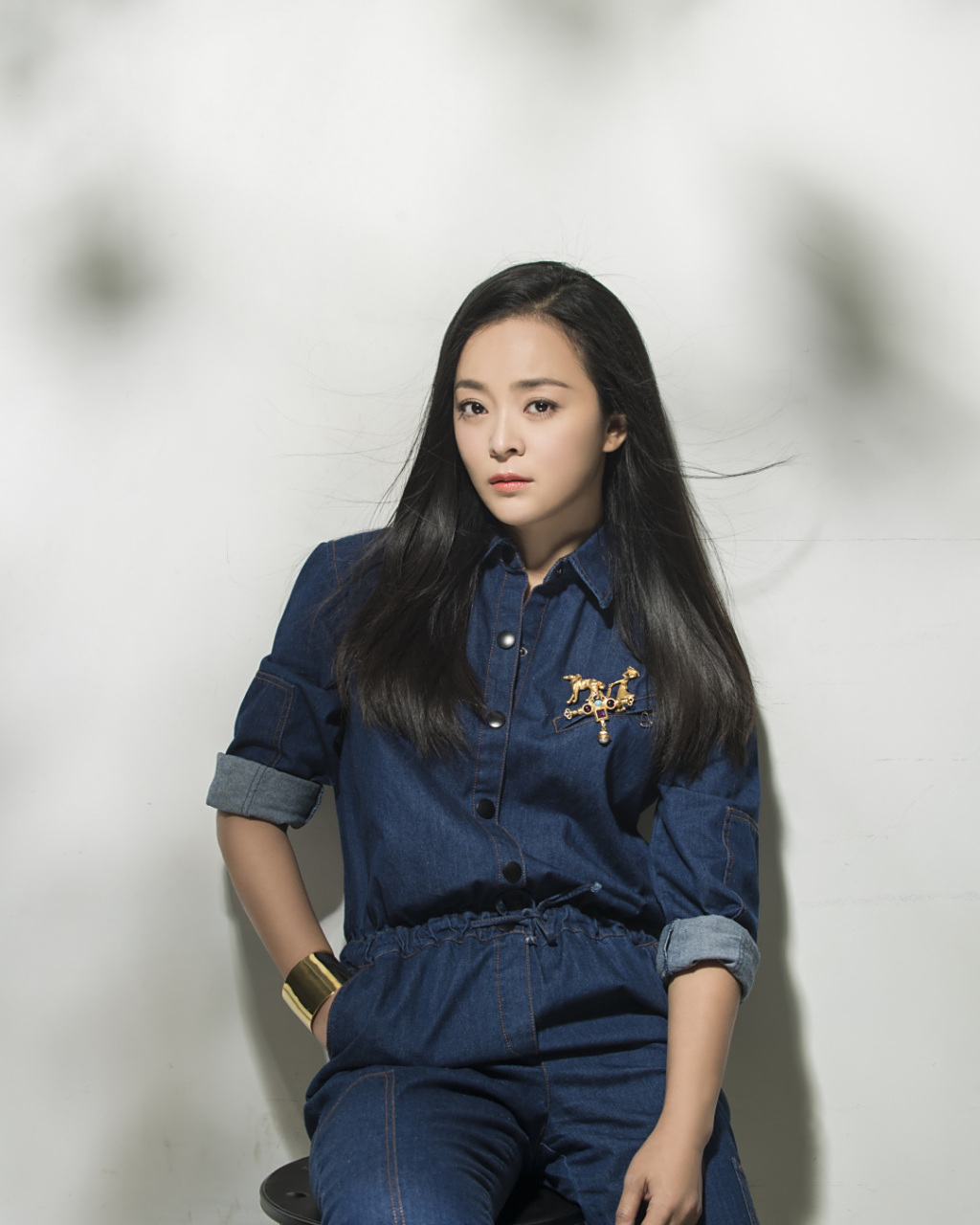 看电视剧《长沙保卫战》,感觉演员王嘉把女特务陈明韵这个角色演活了