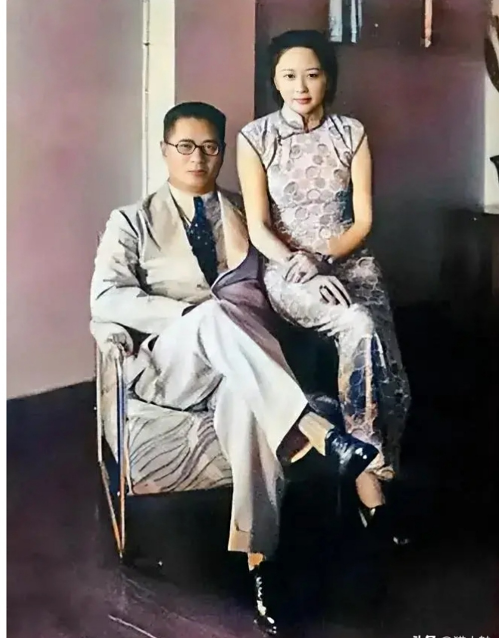 宋子文有派头帅气,张乐怡端庄优雅.真可谓是郎才女貌,十分般配呀.