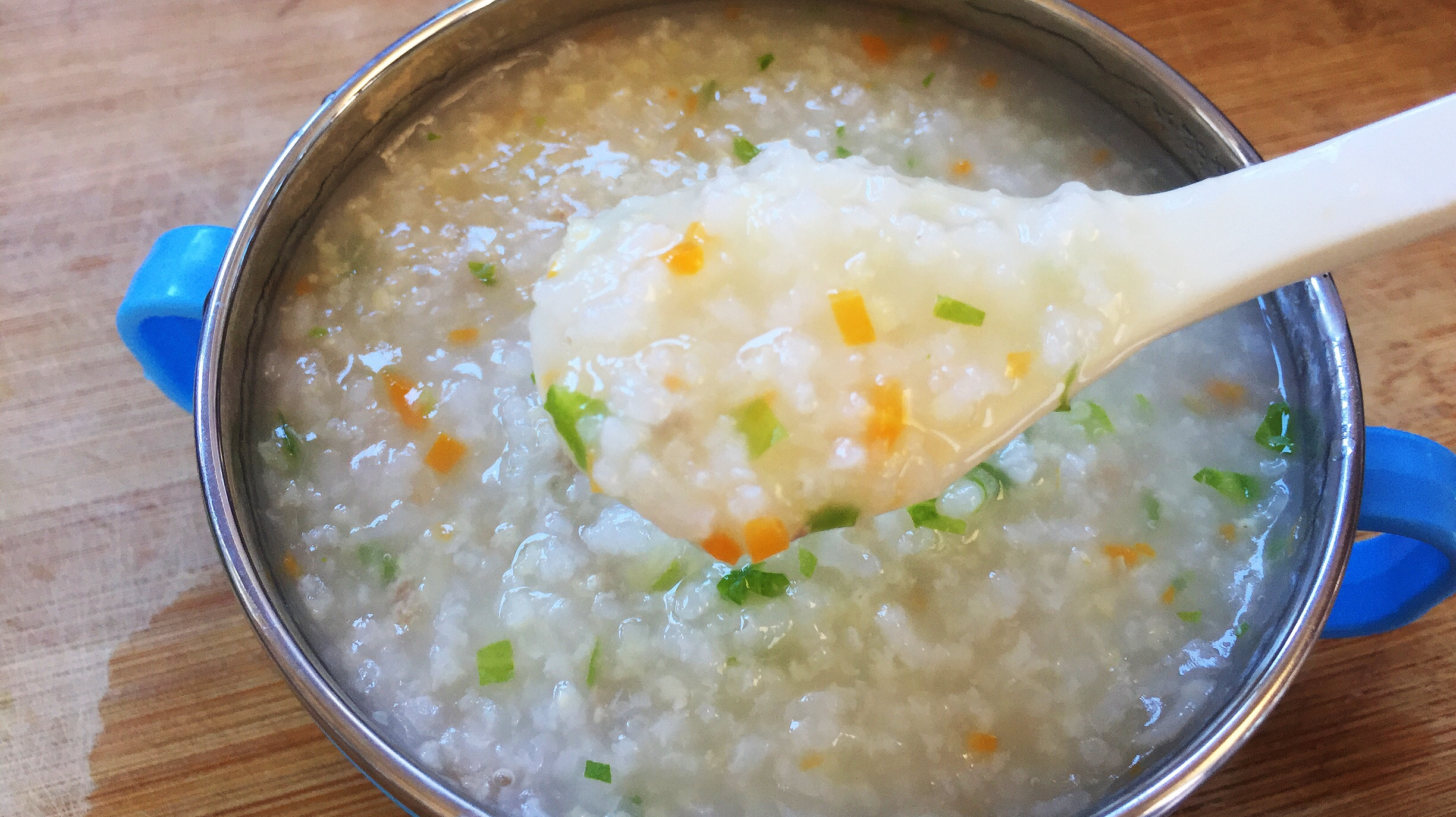 10个月宝宝早餐-蔬菜瘦肉粥,做法简单,味道美味又营养