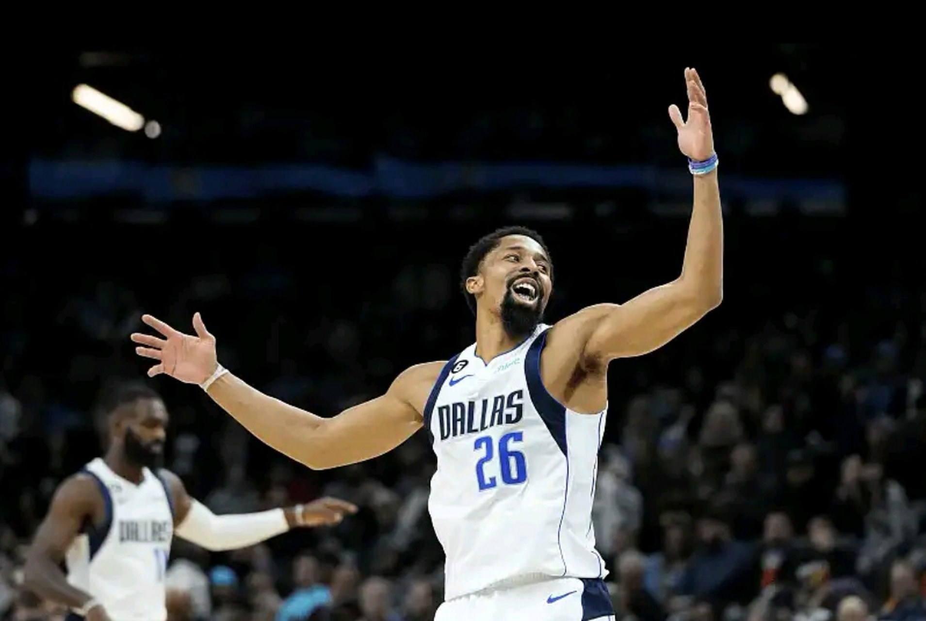 丁威迪:独行侠和篮网造就我的nba体验,完美无瑕的氛围  今日,独行侠用