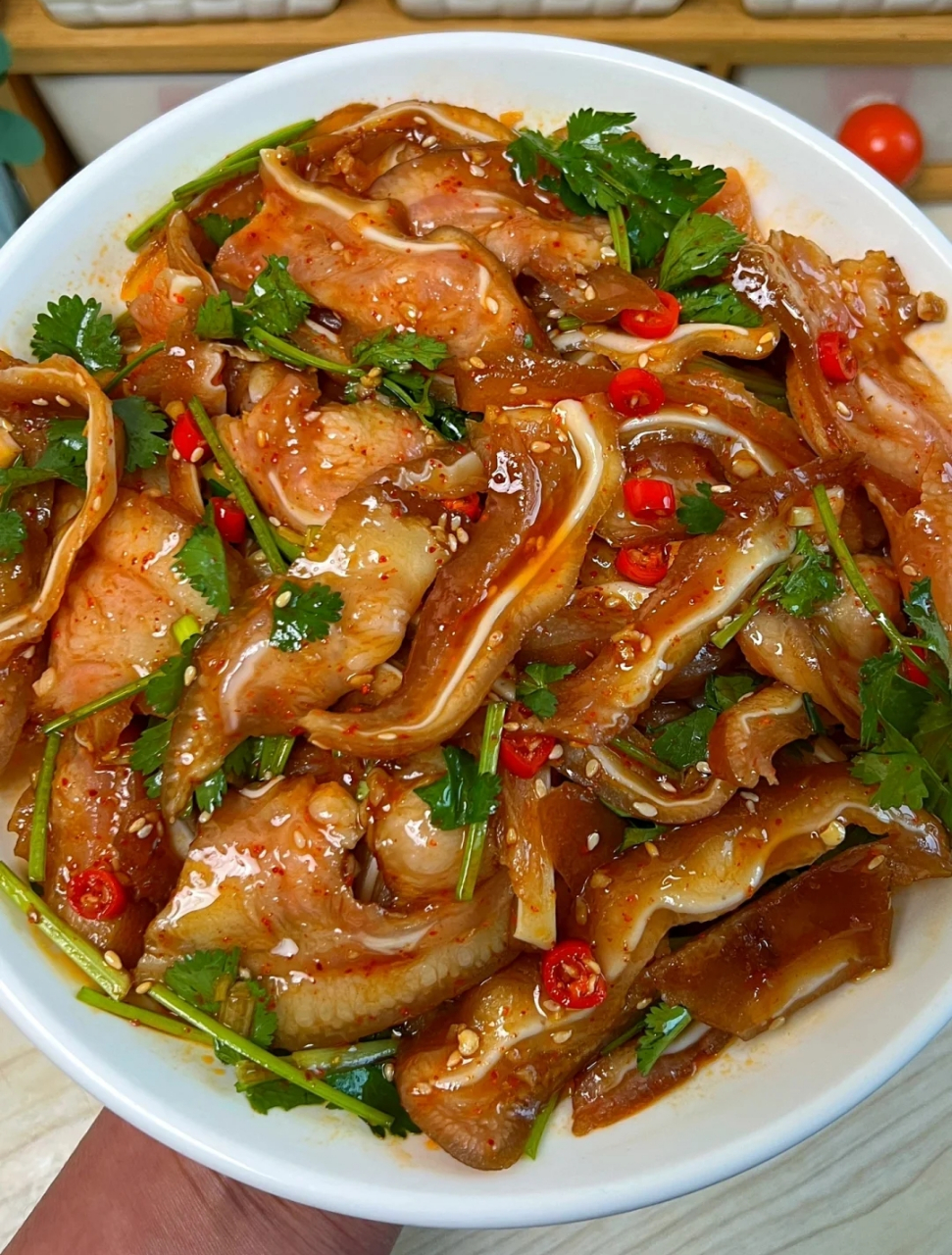 凉拌猪耳,非常适合夏天的一道美食