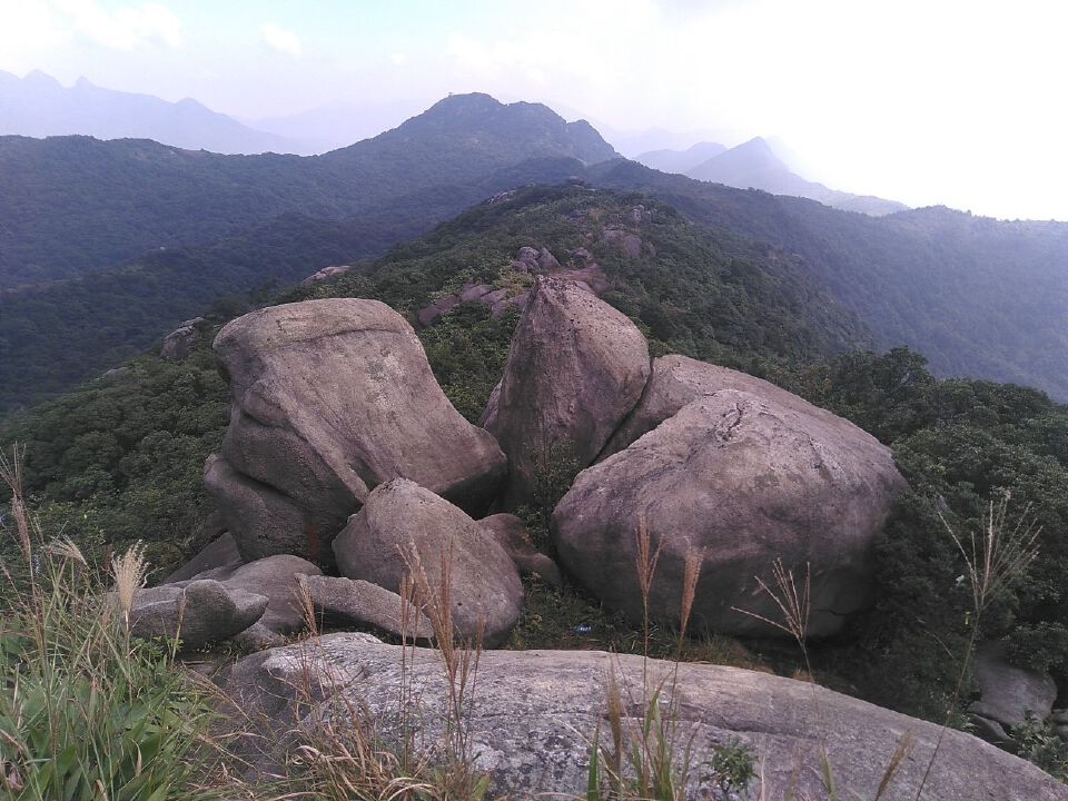 从化老虎头山图片