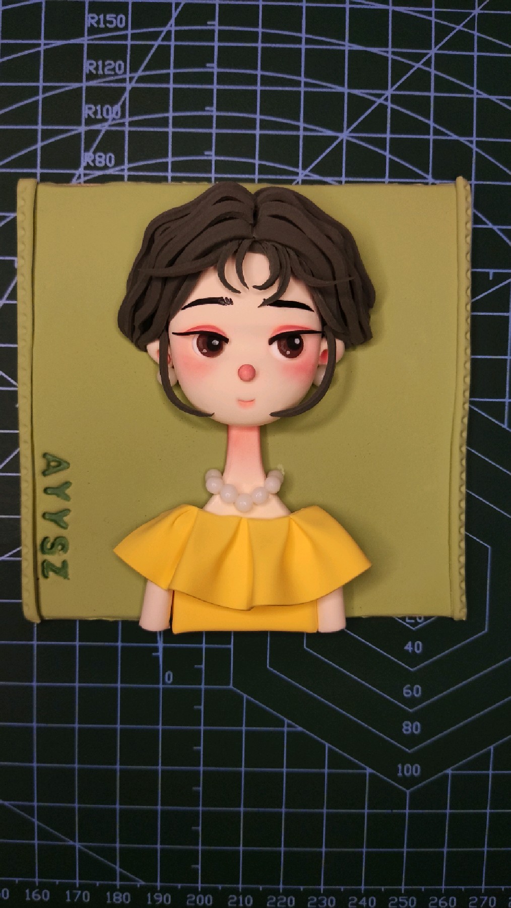 短发粘土女孩插画