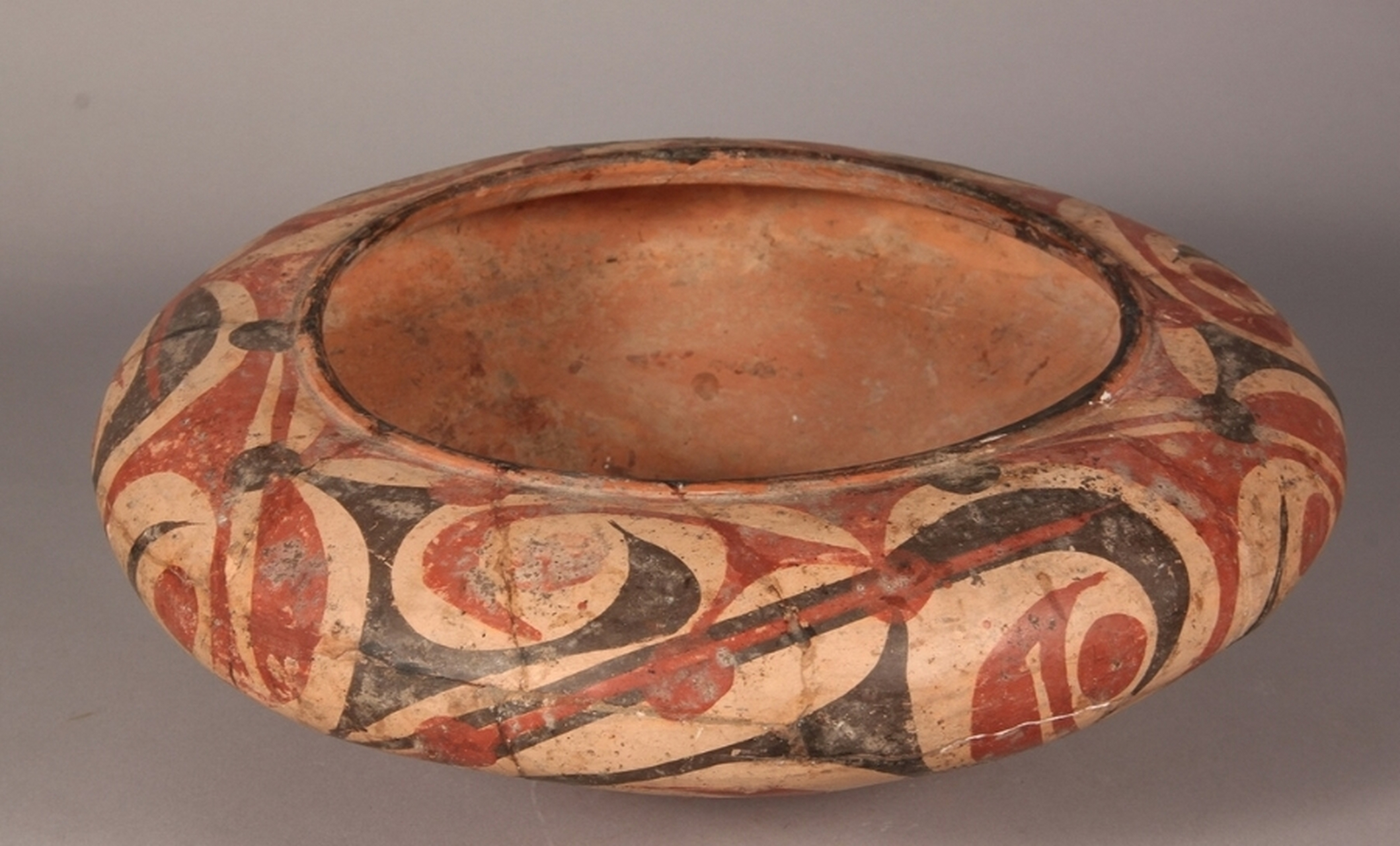 【如果国宝会说话】 大汶口文化彩陶钵 高10,口径18.1,腹径28,底径6.