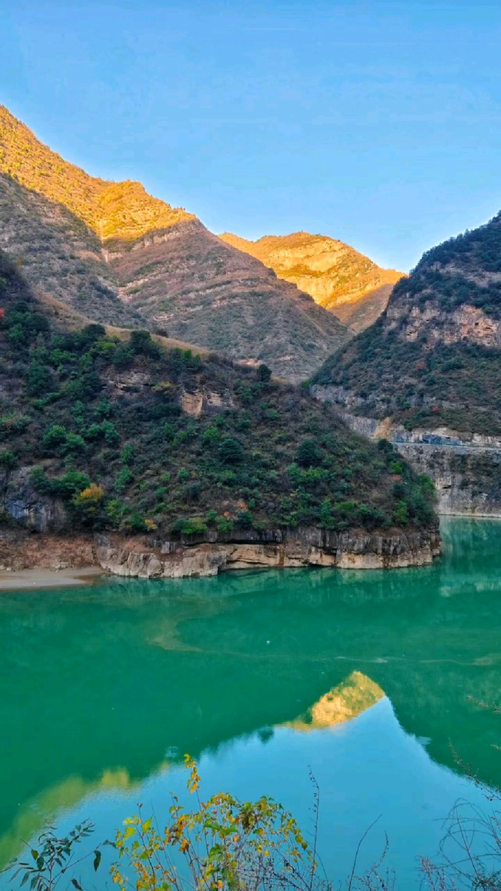 秦岭大峡谷图片