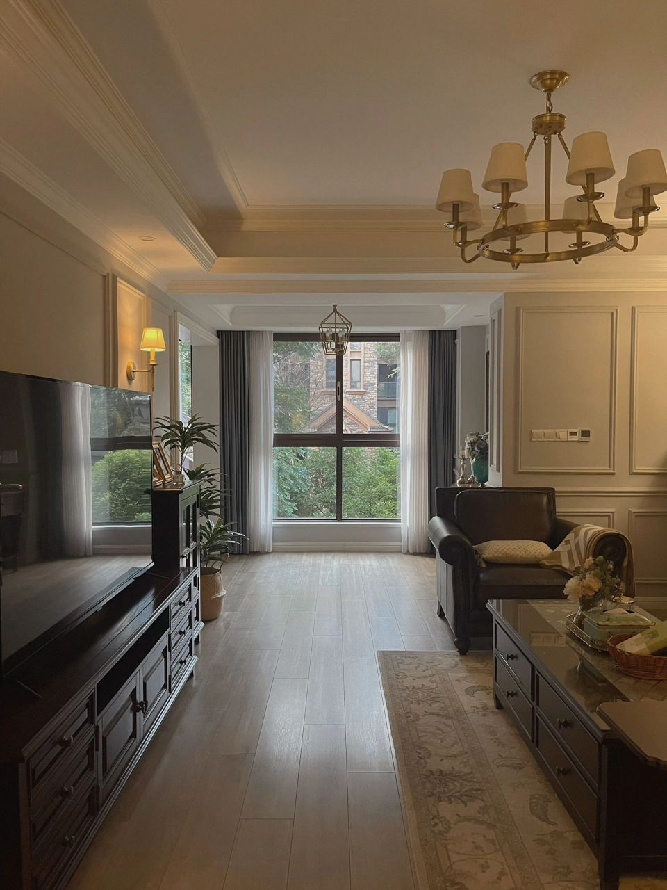 入夜的客厅0915 夜晚 一个人在家躺平 享受孤独 这感觉 太幸福了