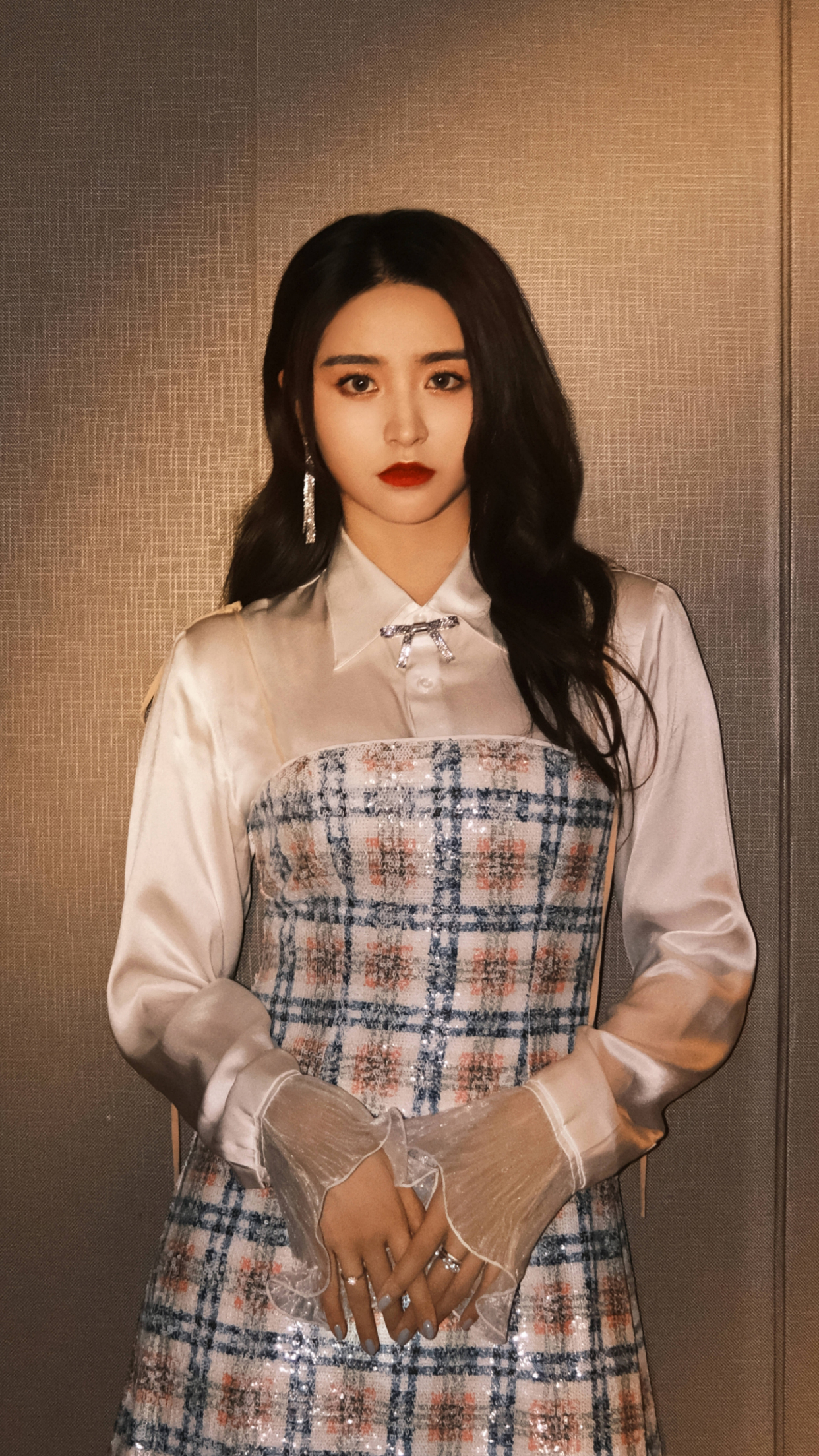 歌手金子涵,唱跳俱佳,身材高挑,长相甜美,来看美照