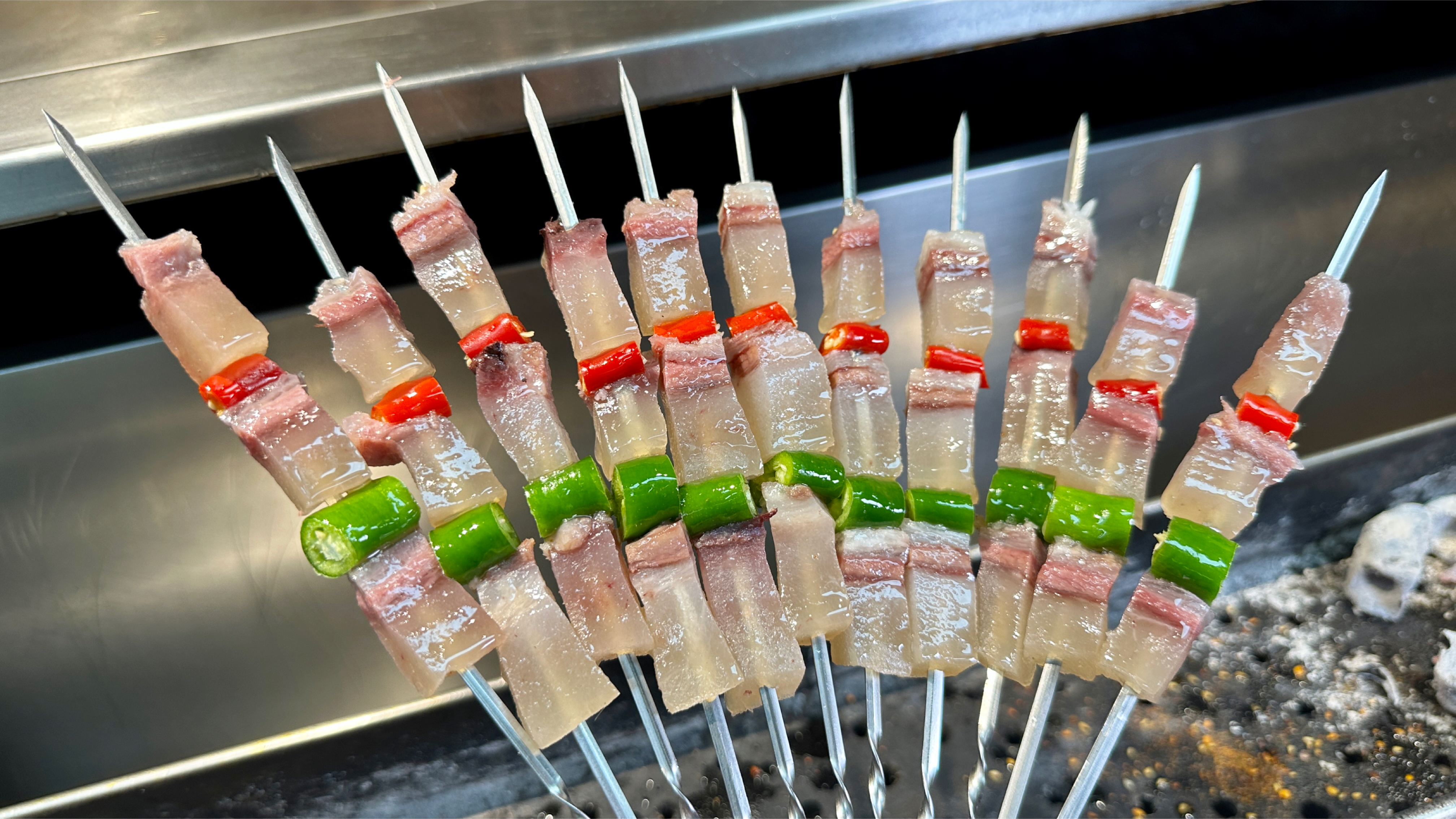 香辣爽口劲道爽滑的炭烤牛头肉