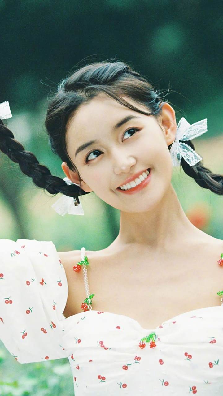 明星动态# #明星穿搭# #蒋依依