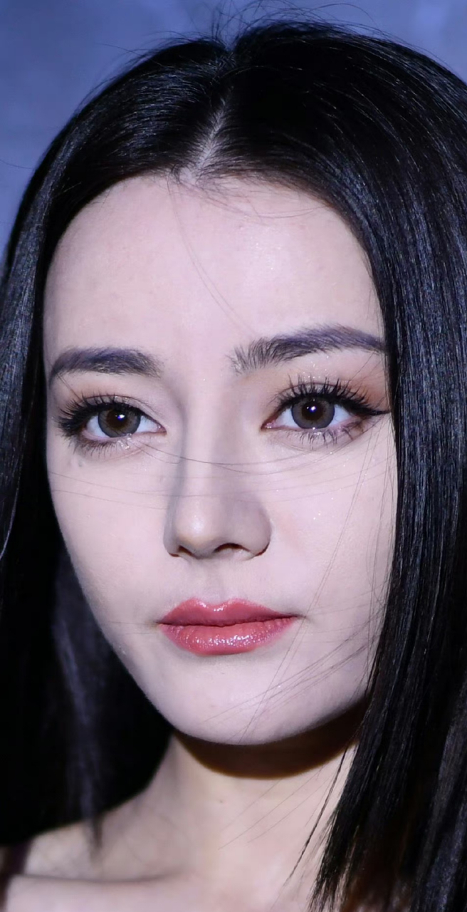 迪丽热巴简直太美了 67#迪丽热巴高清怼脸未修生图