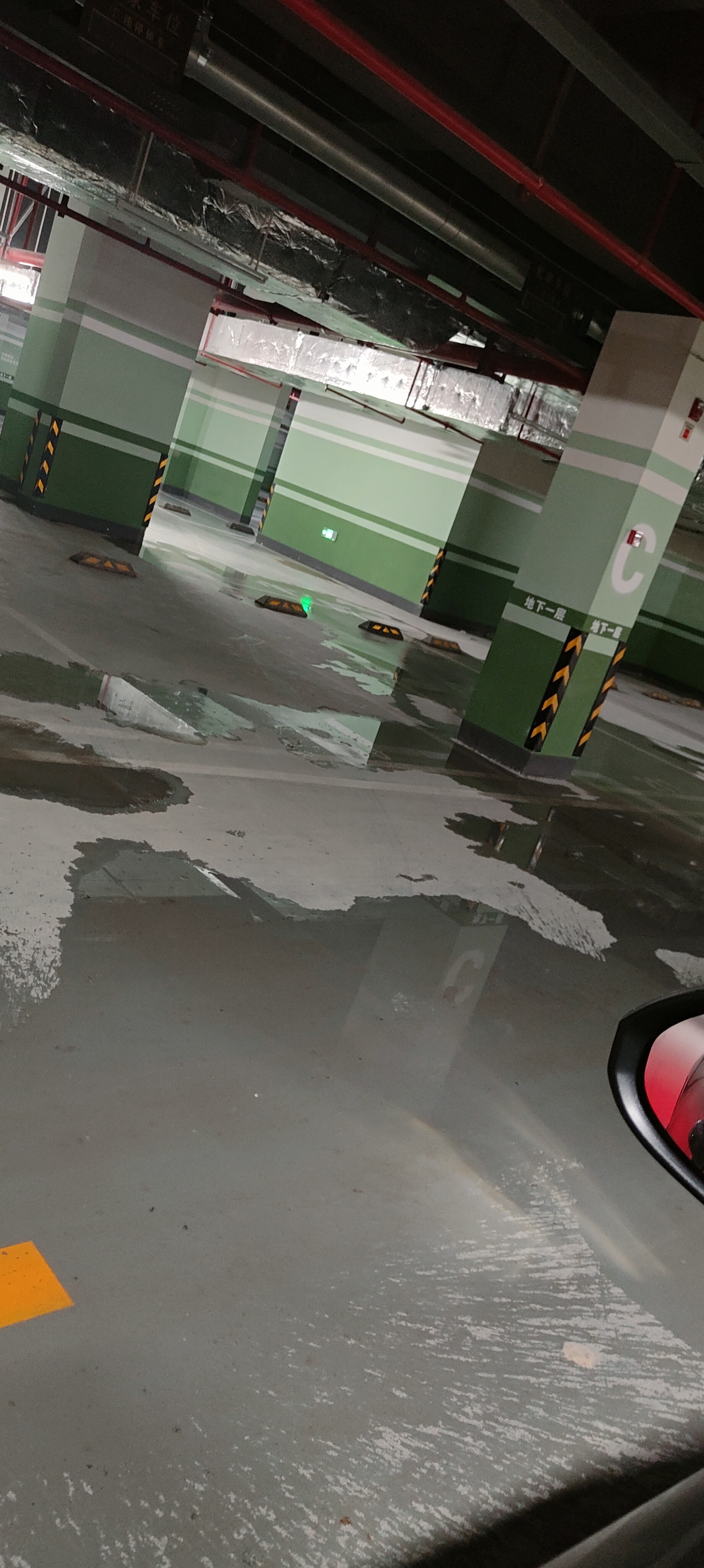 华侨城车库漏水啦 嘉陵江天 云麓台 翎屿 天澜美墅