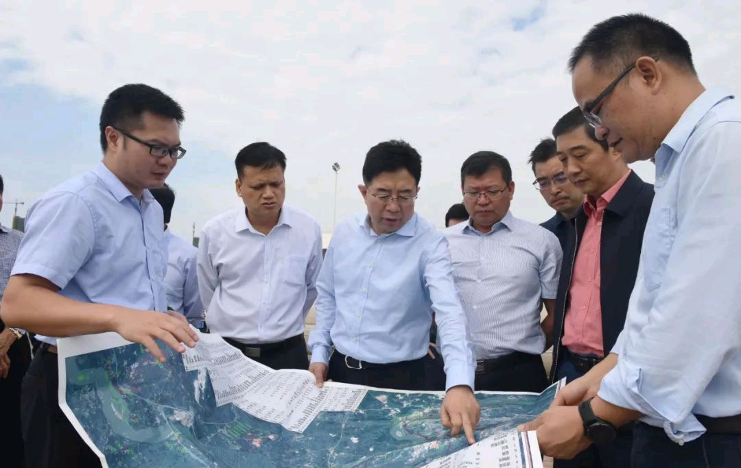 珠江委主任王宝恩检查指导大藤峡工程建设及运行工作