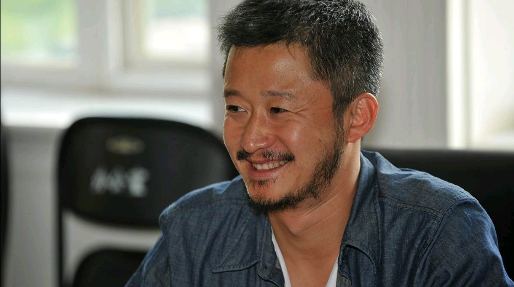 中国影史票房排名(吴京)  1.长津湖,累计票房57.75亿元;  2.