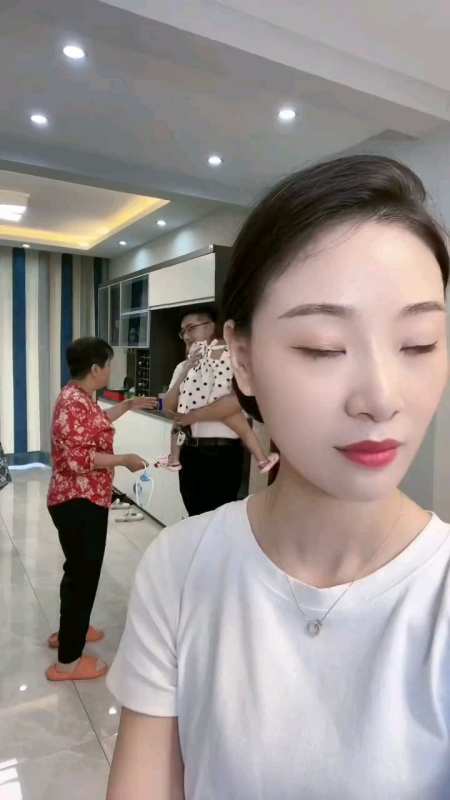 19万次播放.2022-07-05898莹莹家52111.