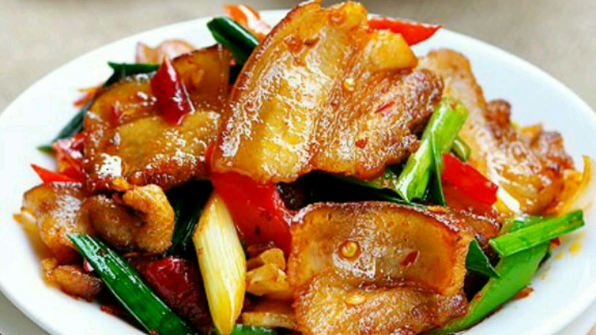 回锅肉最正宗的做法,肥而不腻,下酒又下饭,比饭店的还好吃