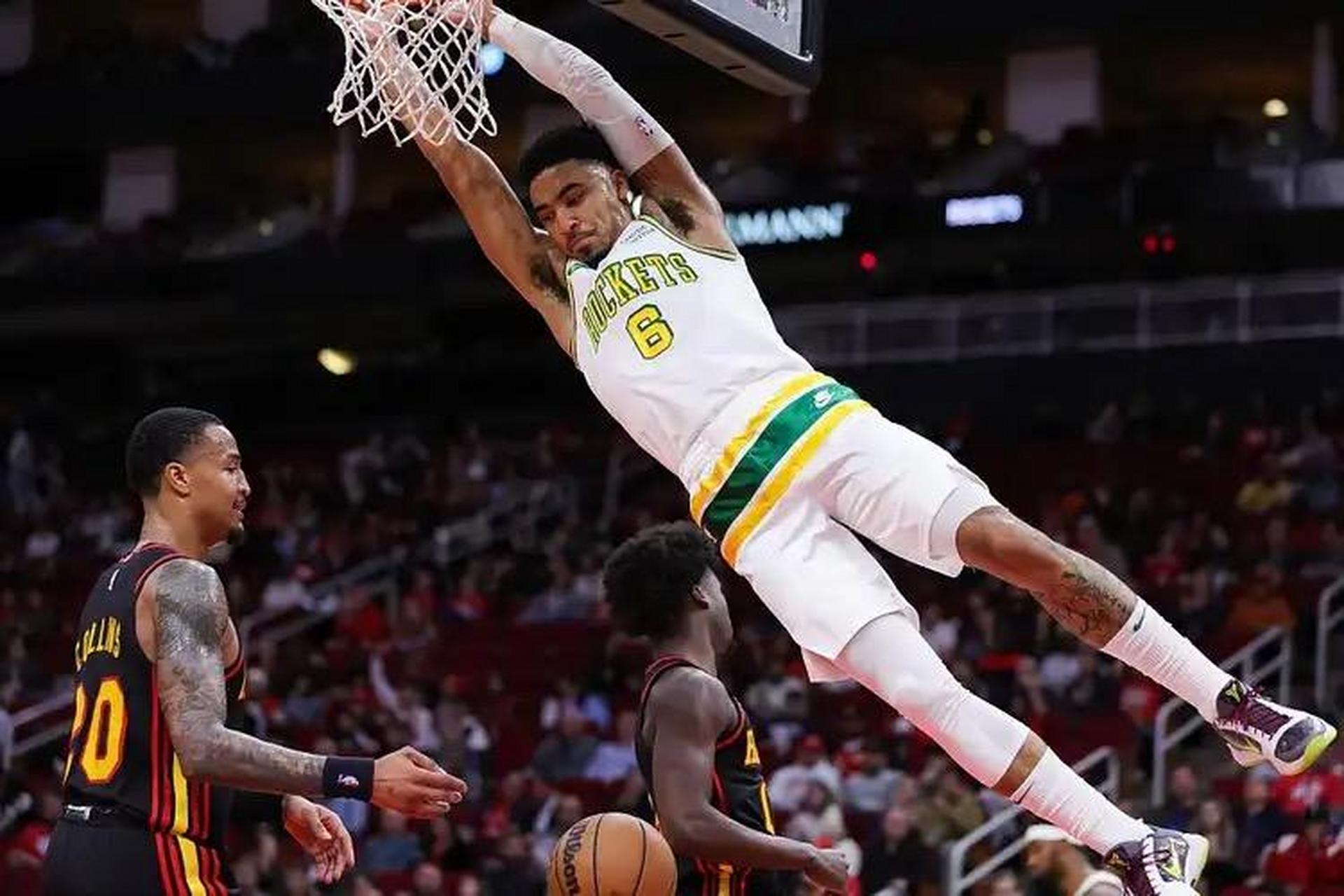 【火箭球员小肯扬-马丁将参加今年的全明星扣篮大赛】据消息人士透露