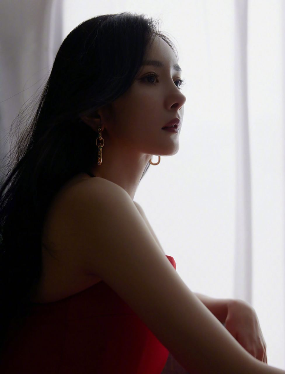 杨幂高清壁纸头像(十六)[鼓掌]