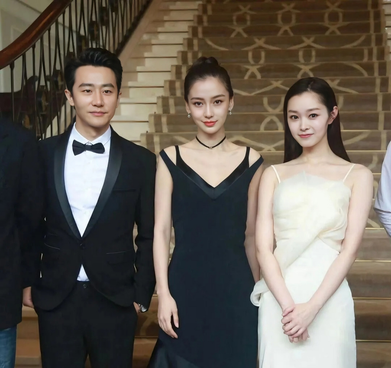 杨颖跟宋轶同框合照,两位美女的状态都好好呀#娱乐大赏# #一眼沦陷