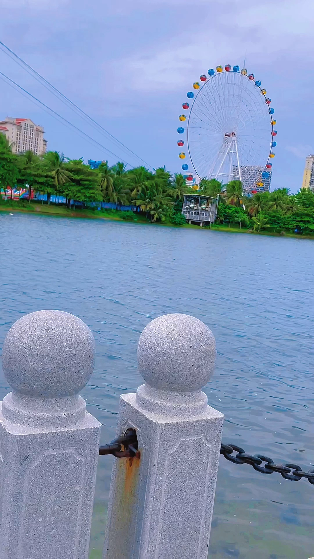 海滨公园摩天轮