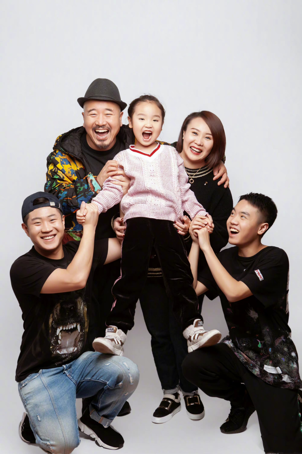 《乡村爱情》竟然隐藏了10对真实夫妻,最后一对戏里戏外都是夫妻