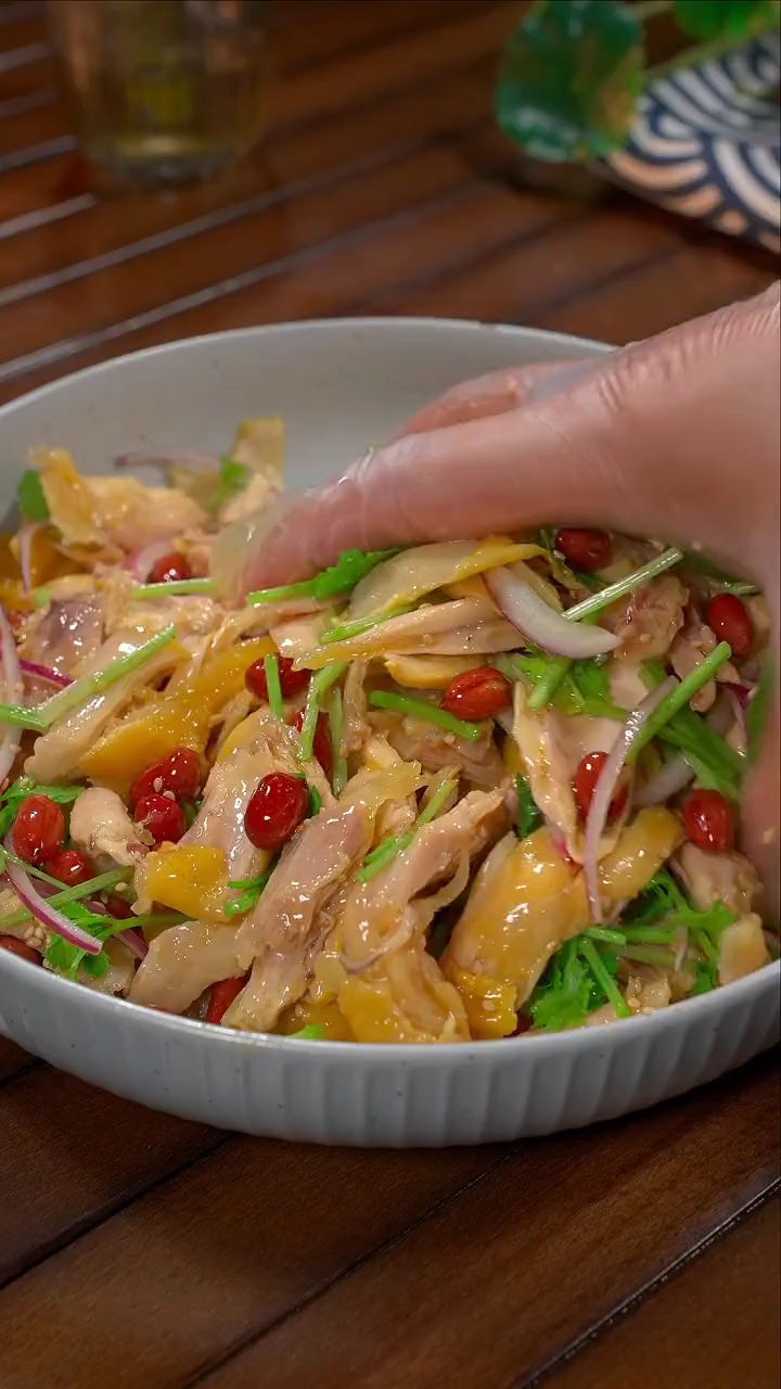 盐焗手撕鸡的做法