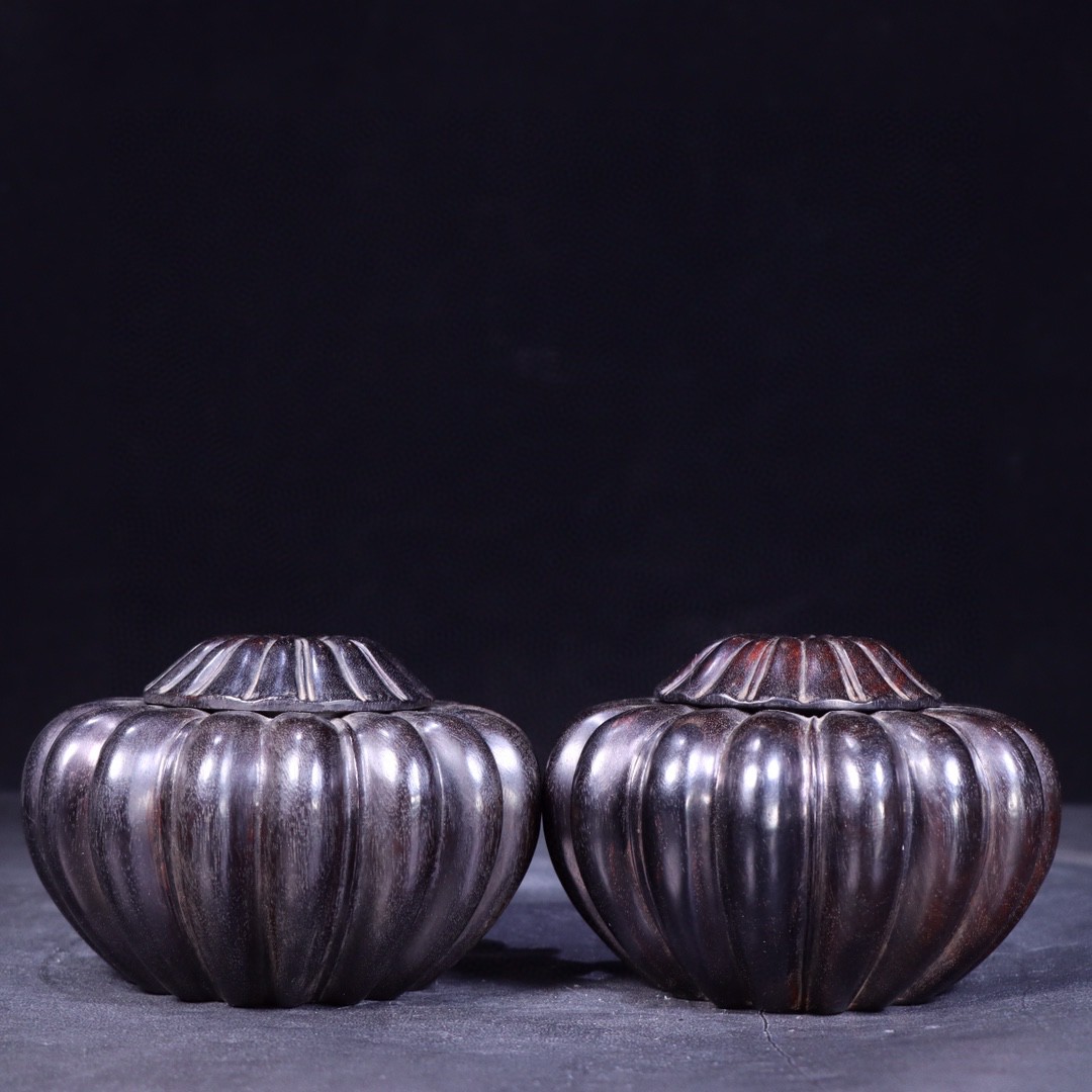 老紫檀木雕南瓜形围棋罐一对