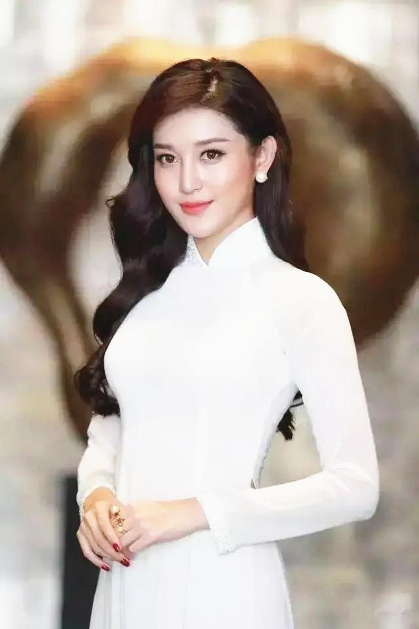 阮陈玄媚是越南的第一美女