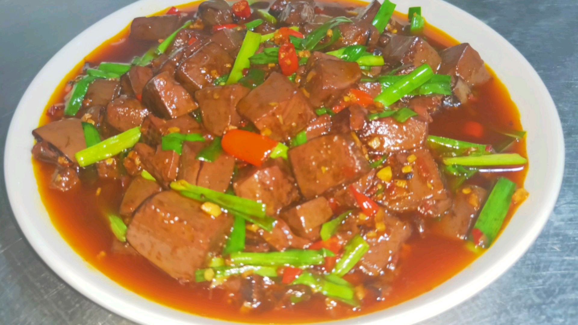 还在吃猪血吗?吃猪血有什么好处和禁忌,不知道真的可惜