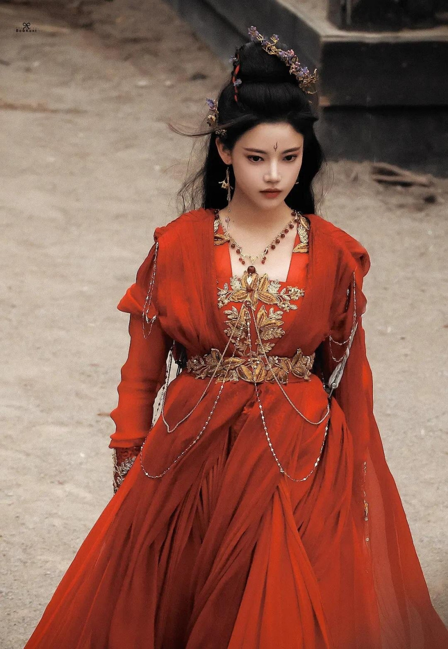 孙珍妮古装头饰装扮欣赏,你喜欢哪个装扮?#百度仲夏打卡挑战赛