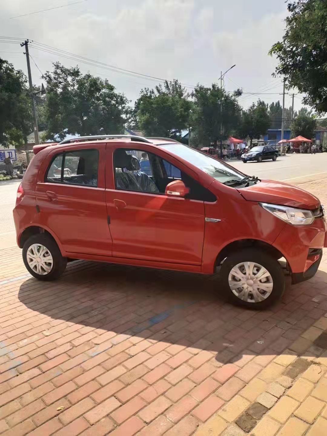 比德文v7,四门中控锁,四门电动门窗,倒车影像