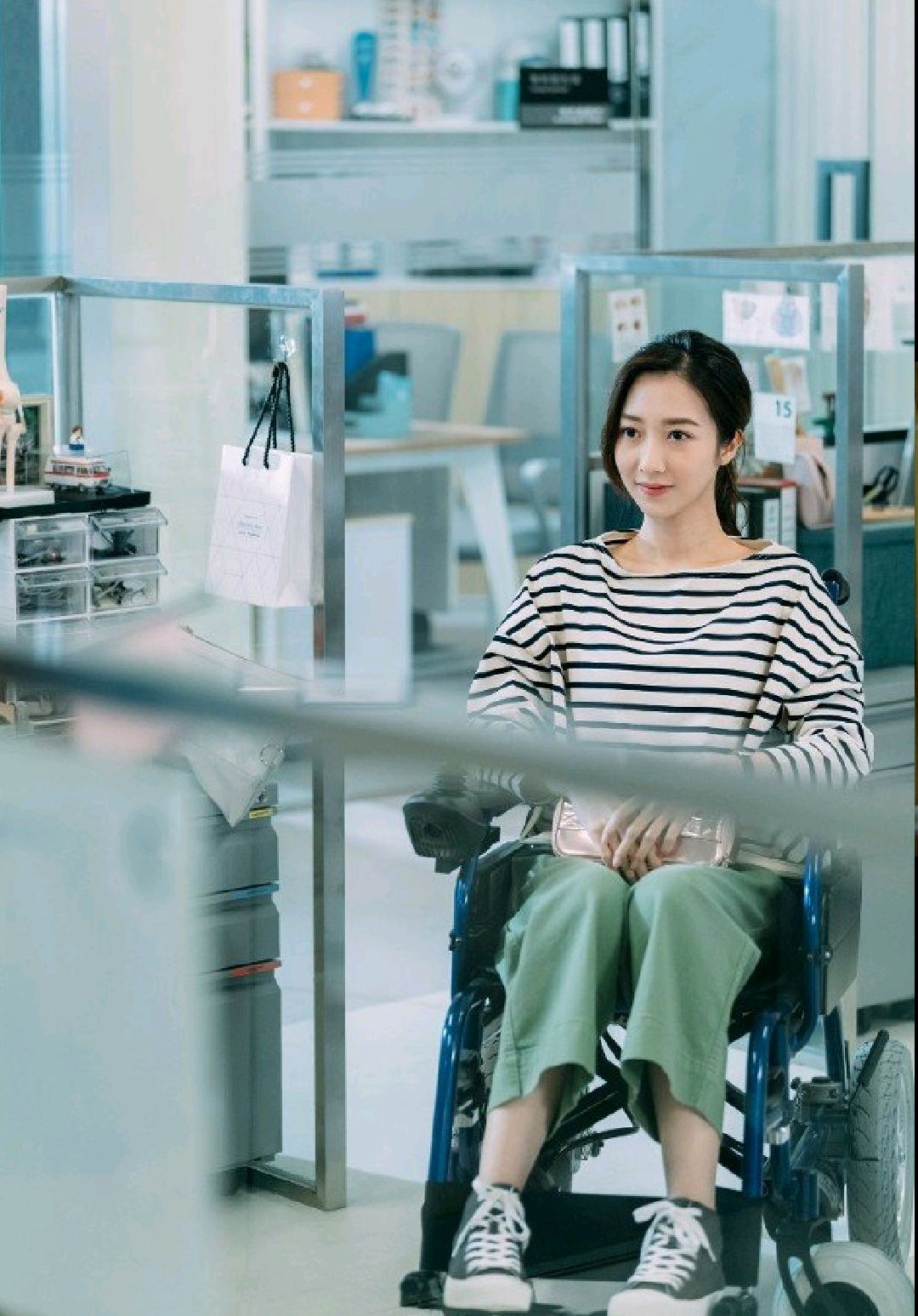 「星空下的仁医」何依婷瘫痪哭戏获赞 罗子溢照顾宝宝流露慈父相