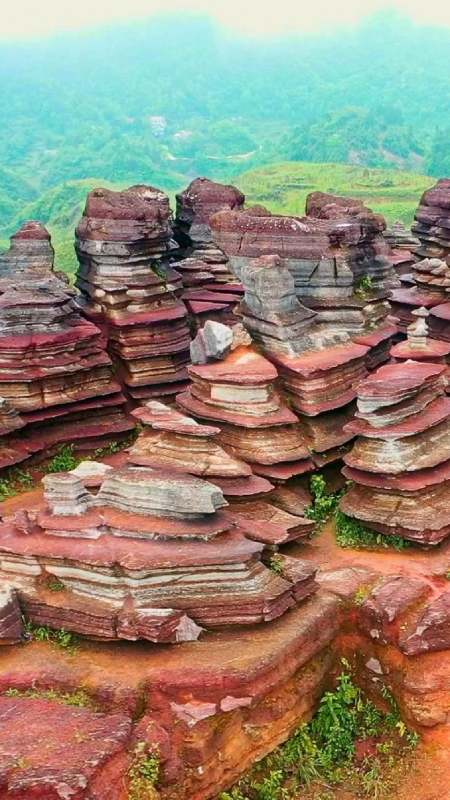 贵州红石林,历经亿万年的风雨沧桑而形成,大有可观
