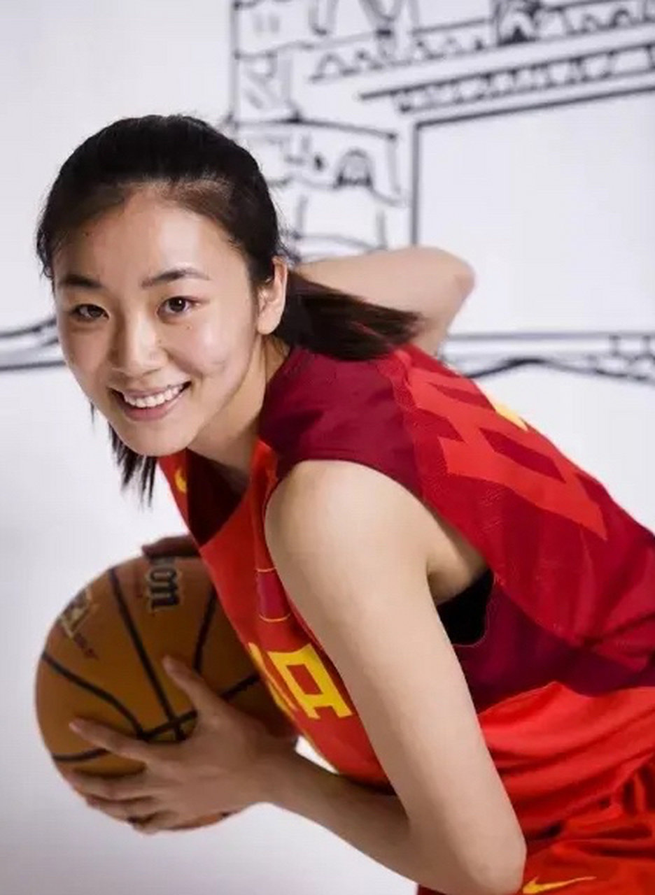 从牡丹江走出来的十大文体明星  1,跨时代的乐坛偶像—齐秦 2,喜剧