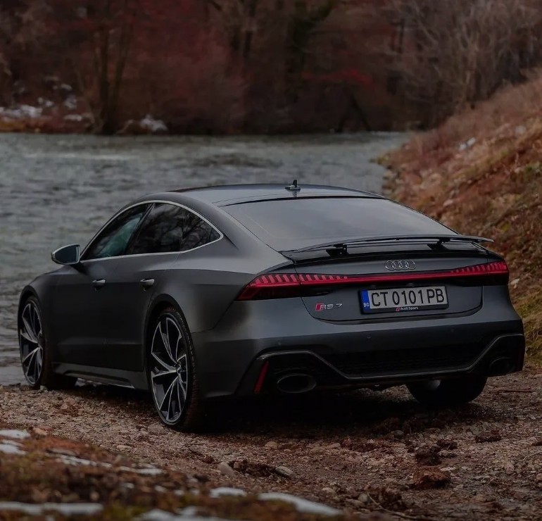 奥迪rs7百公里加速需要多少秒?揭秘速度之谜!