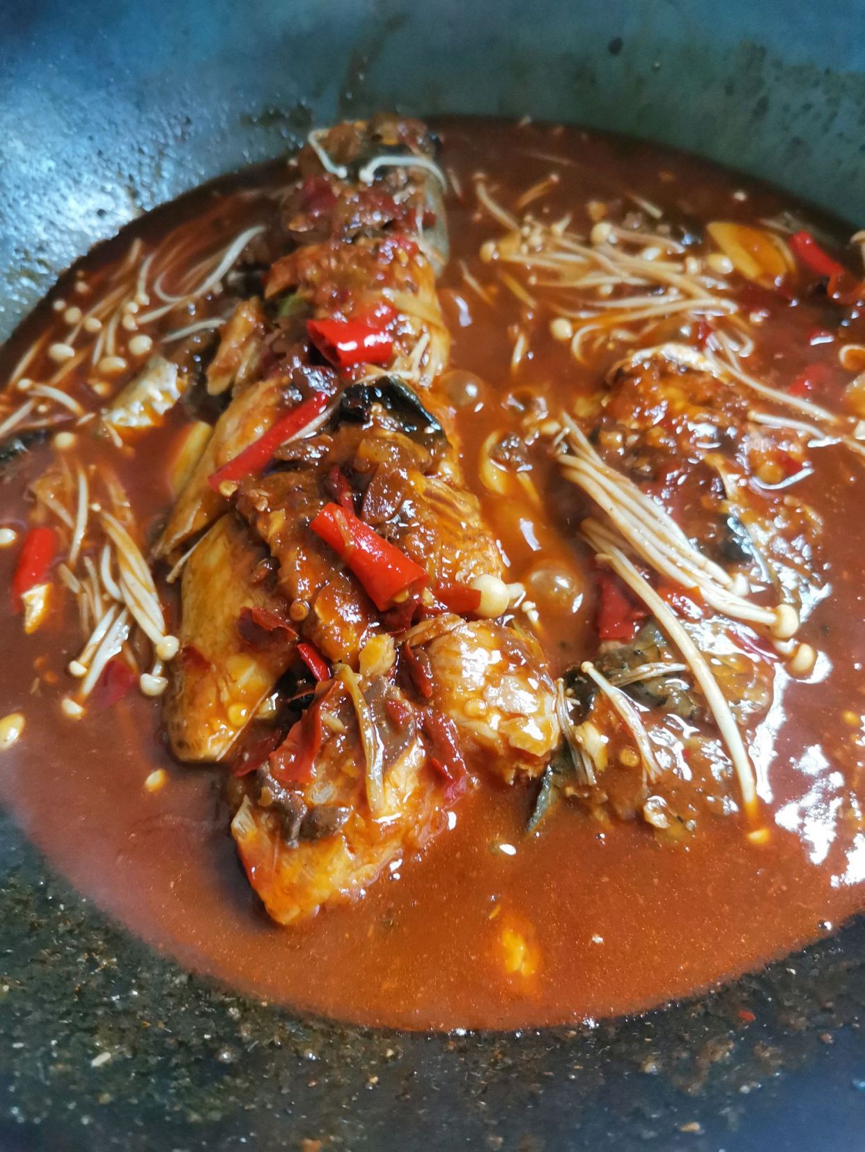 每天吃都吃不腻的,小孩老人都爱的红烧草鱼