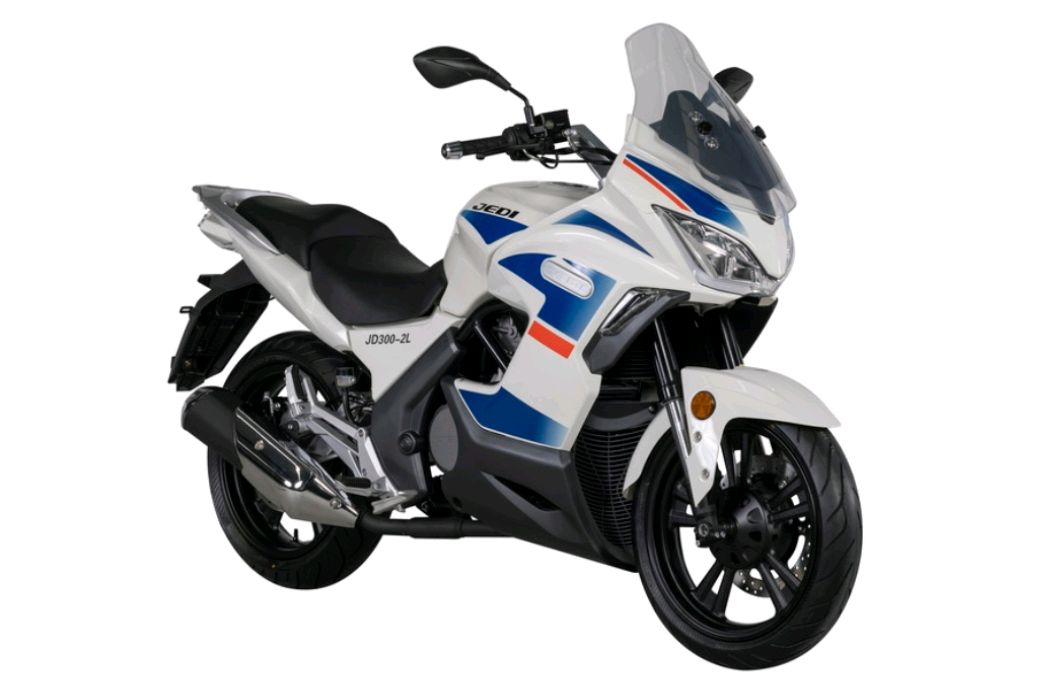 杰迪亮相300cc巡航车,售价2.58万,官方极速140