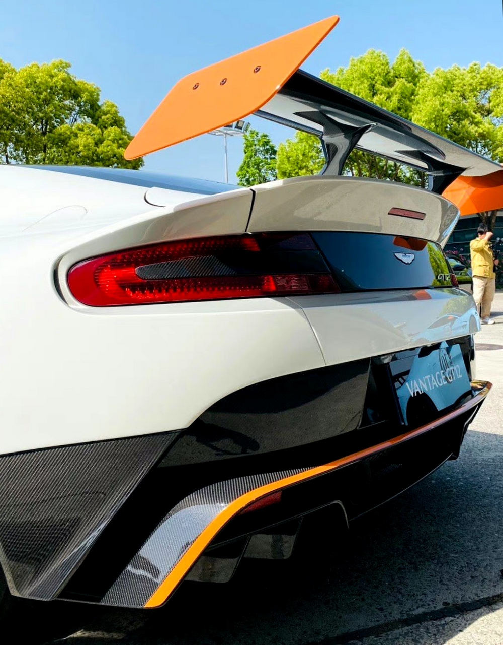 阿斯顿马丁 vantage gt12 #阿斯顿马丁vantage
