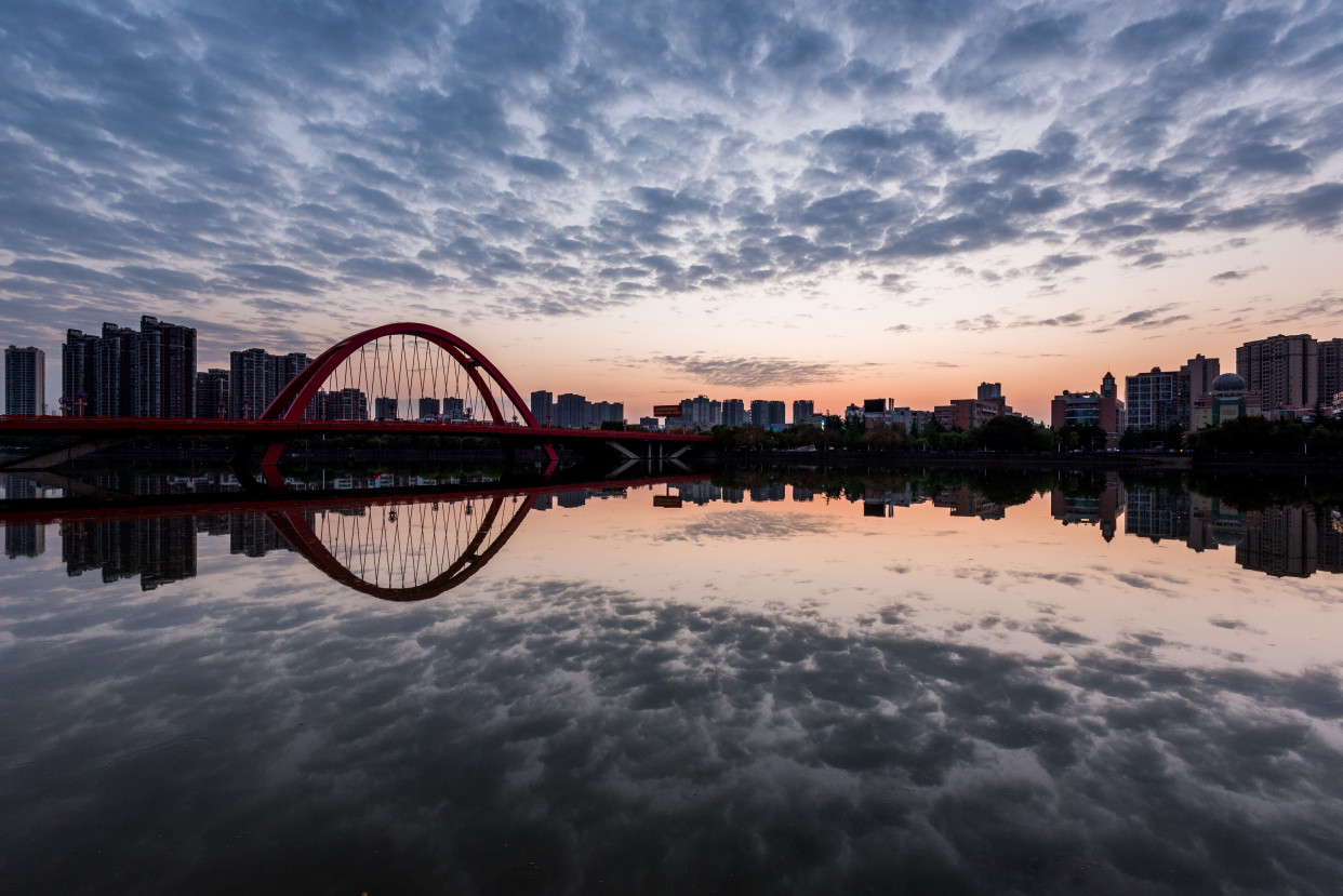 大美德阳彩虹桥