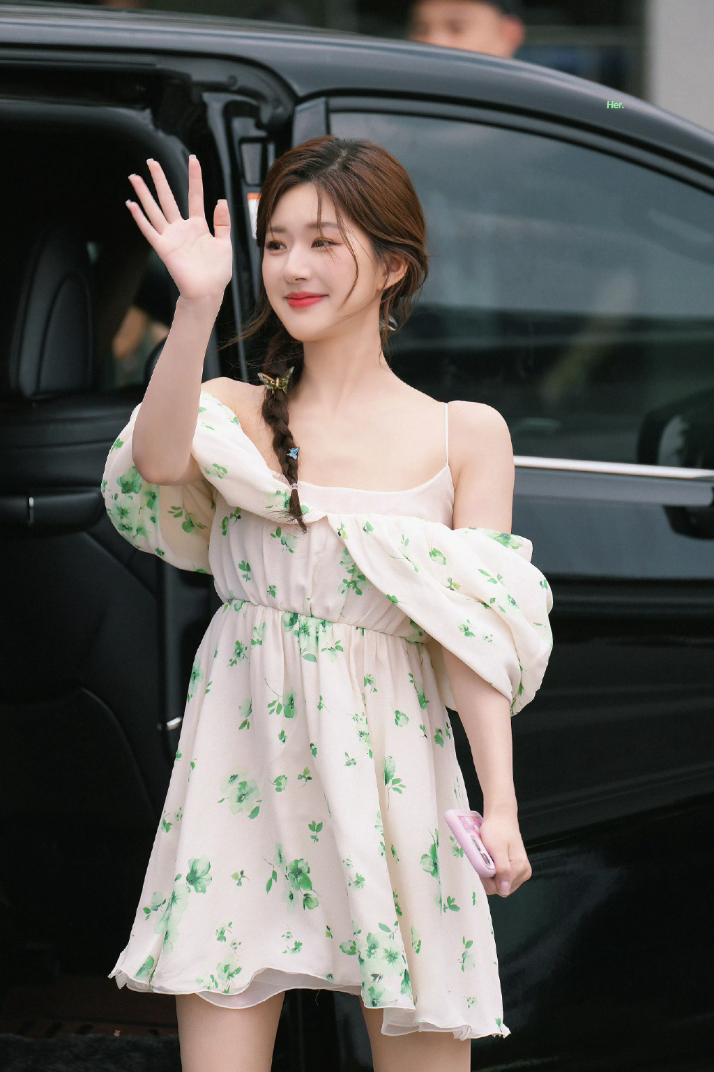 赵露思青提茉莉造型,下周六晚你好星期六,记得收看,超级爆笑!