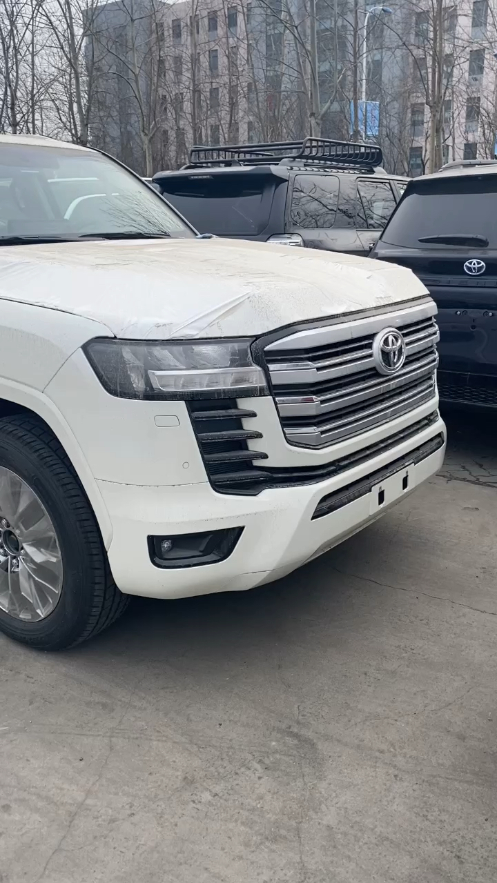 全新丰田兰德酷路泽70周年纪念版终于迎来大改款