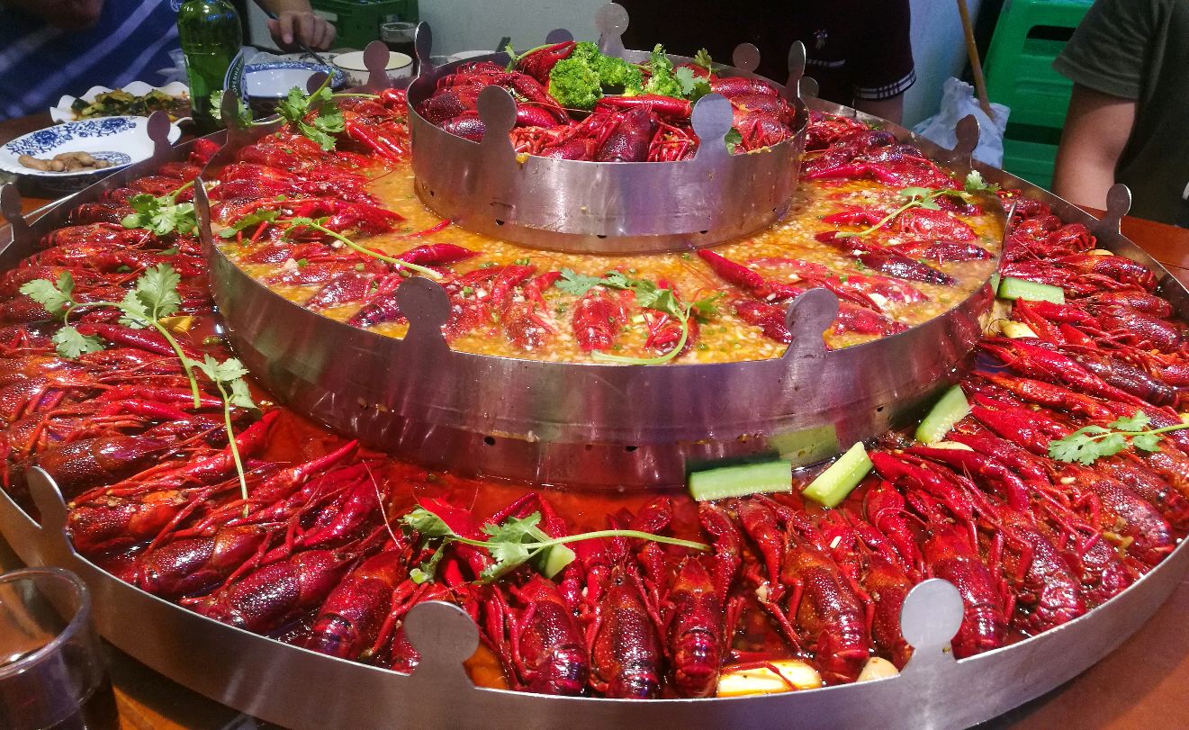 如此美味龙虾大餐,大家有没有心动和喜欢?