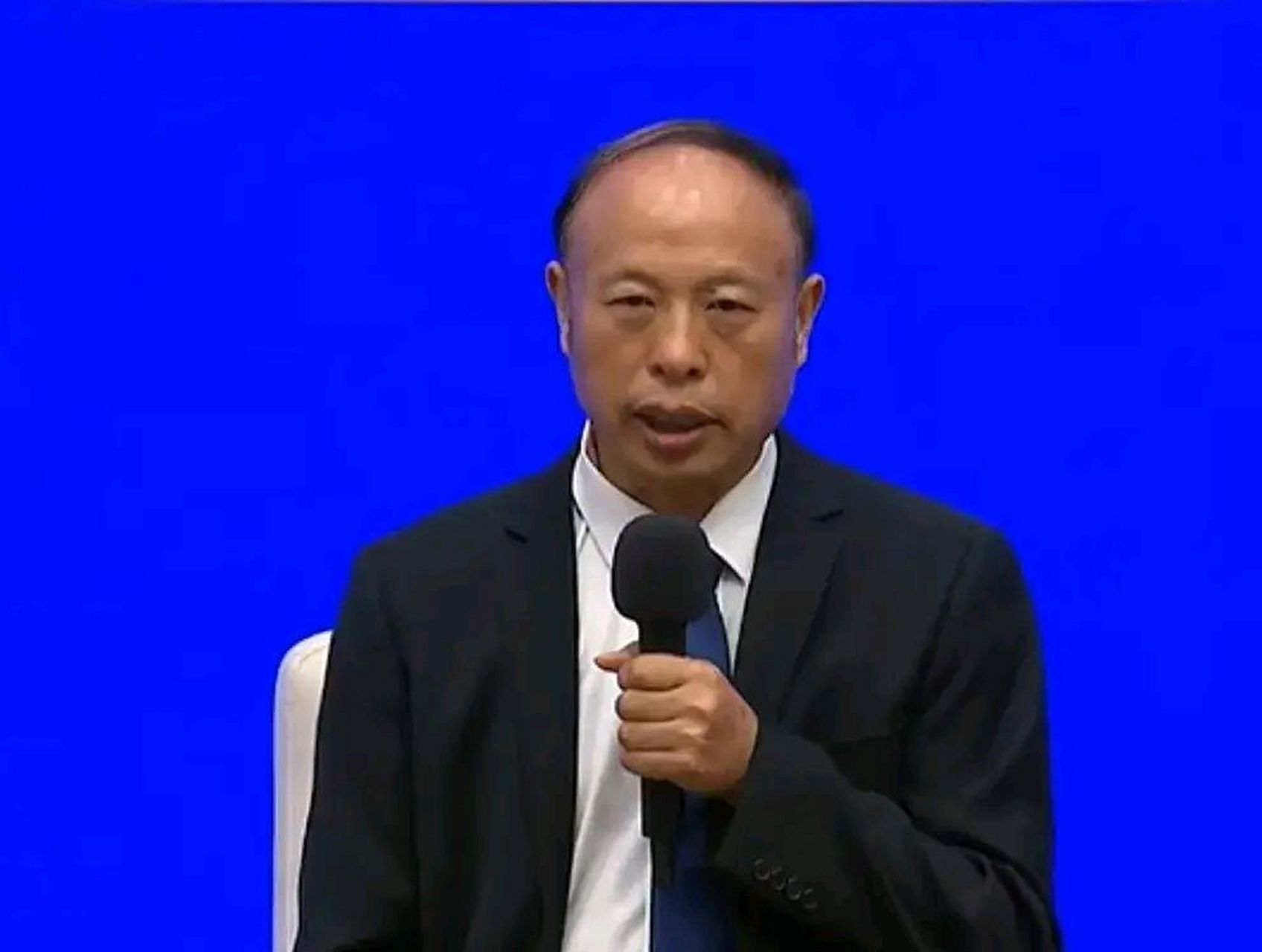 【潼关乡医刘永生获评2023年"最美医生"  动情讲述让人感动】 02