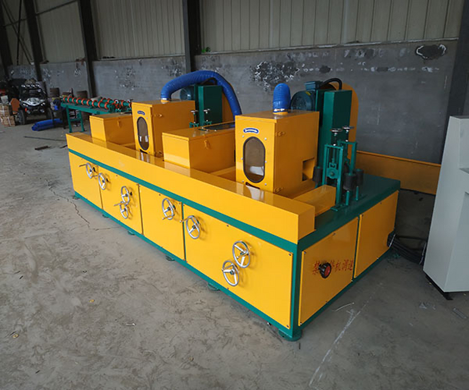 全自动方管抛光机方管四面抛光机设备方管除锈机建筑矩形管扁钢除锈机