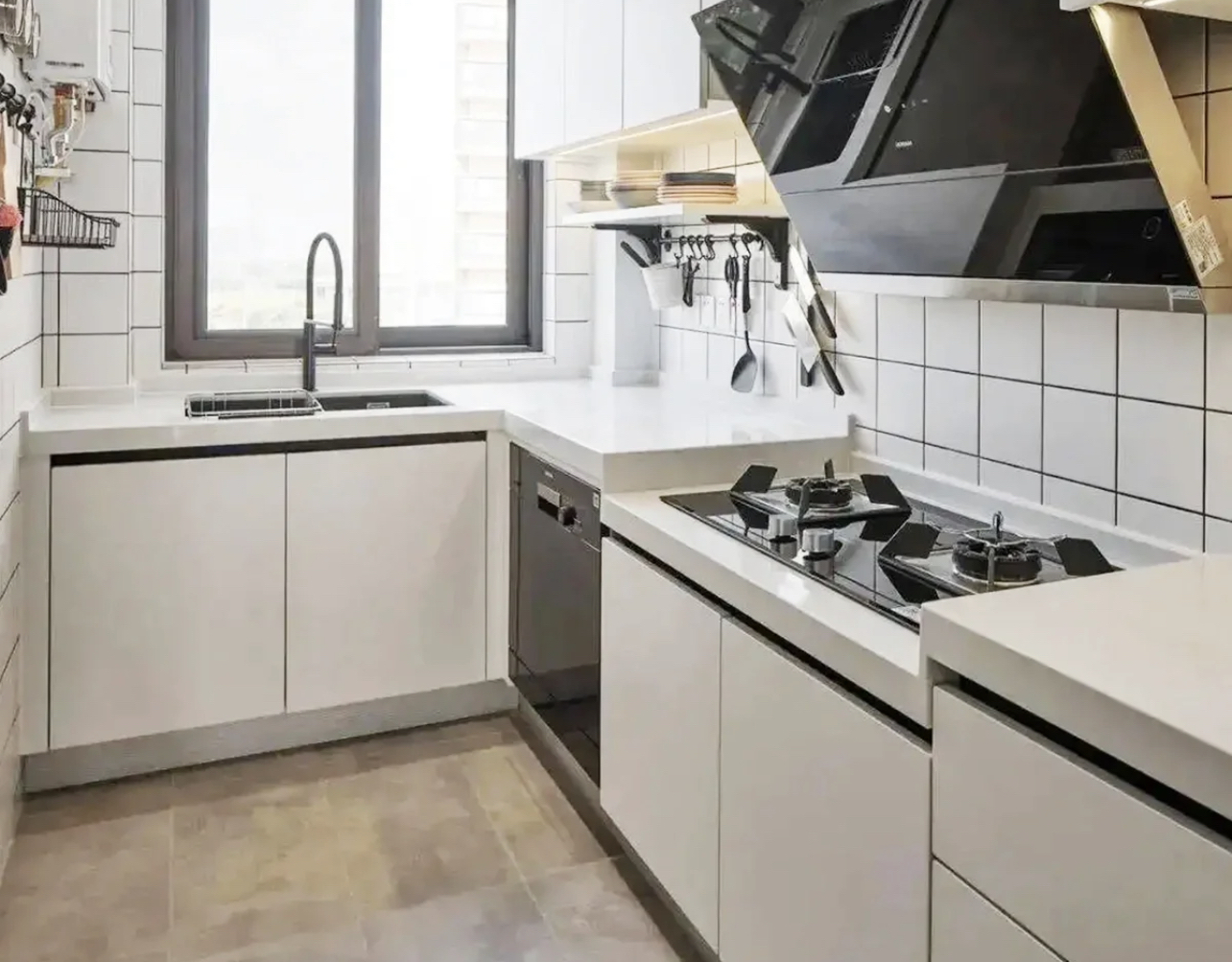 为何,像高低台面这种"人性化厨房设计",现实中却普及度很低?