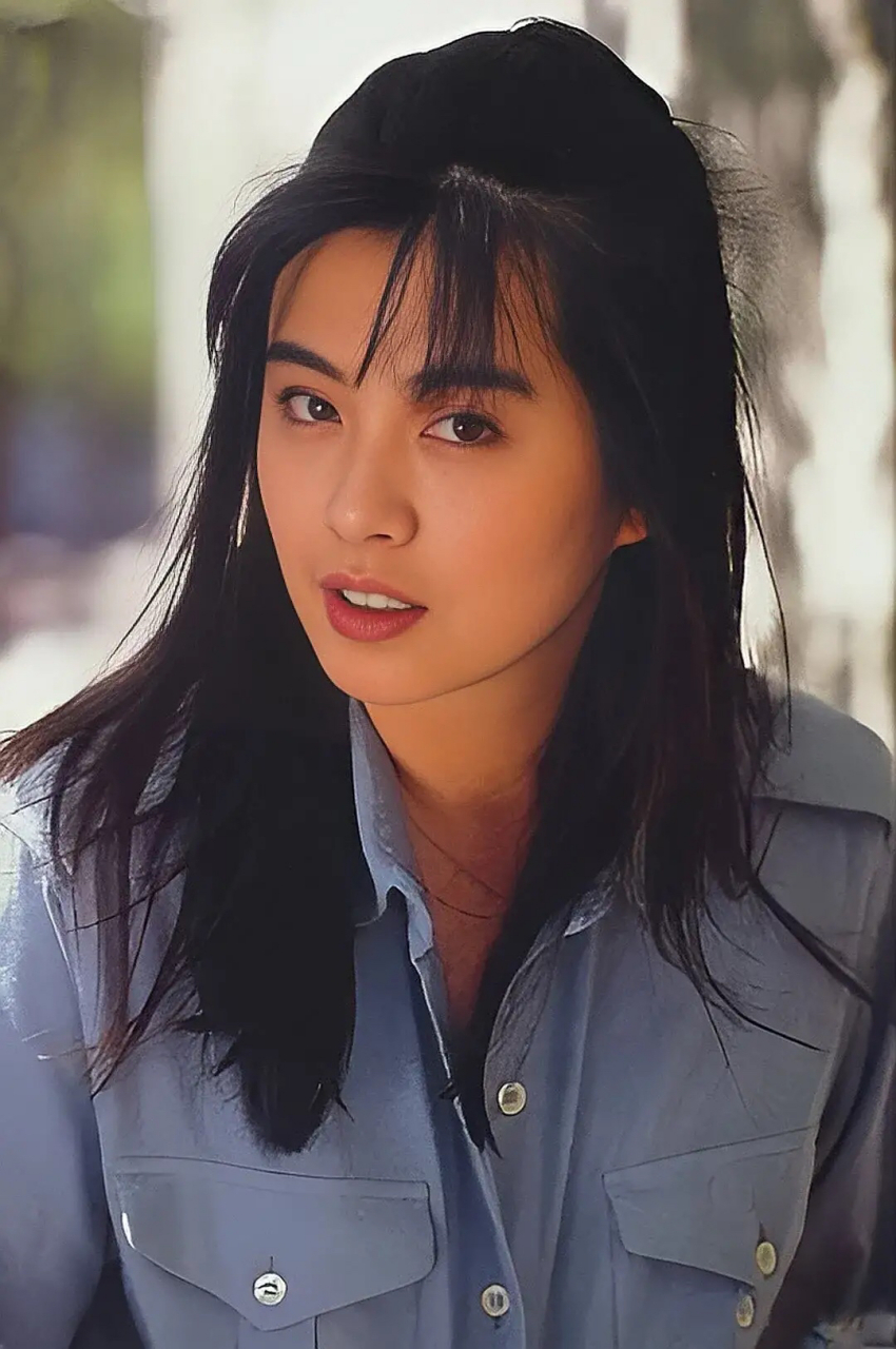 香港性感女神"王祖贤",男人们的梦中情人!