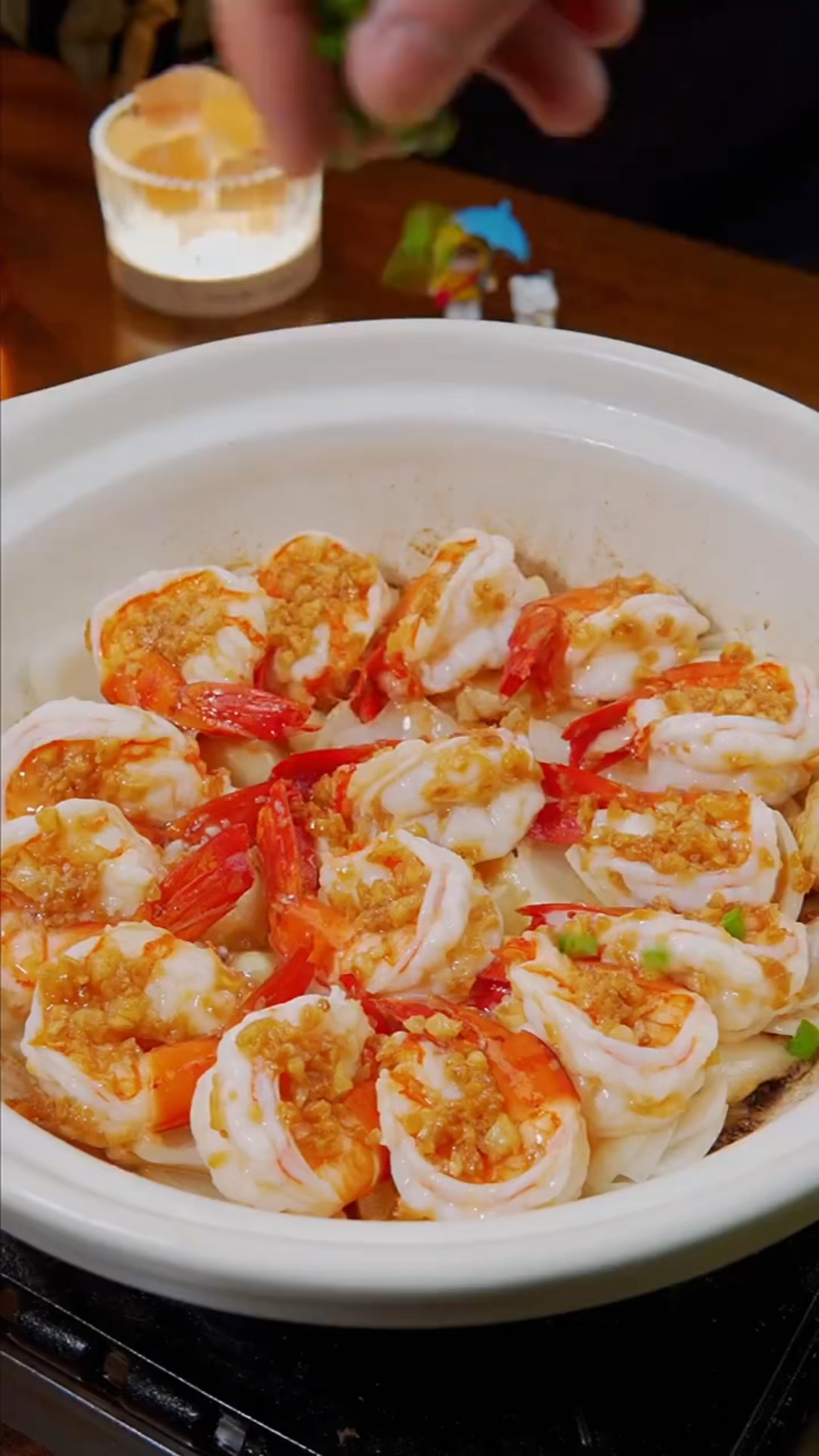 金蒜焗虾,好看又好吃,爱吃虾的朋友一定要试试