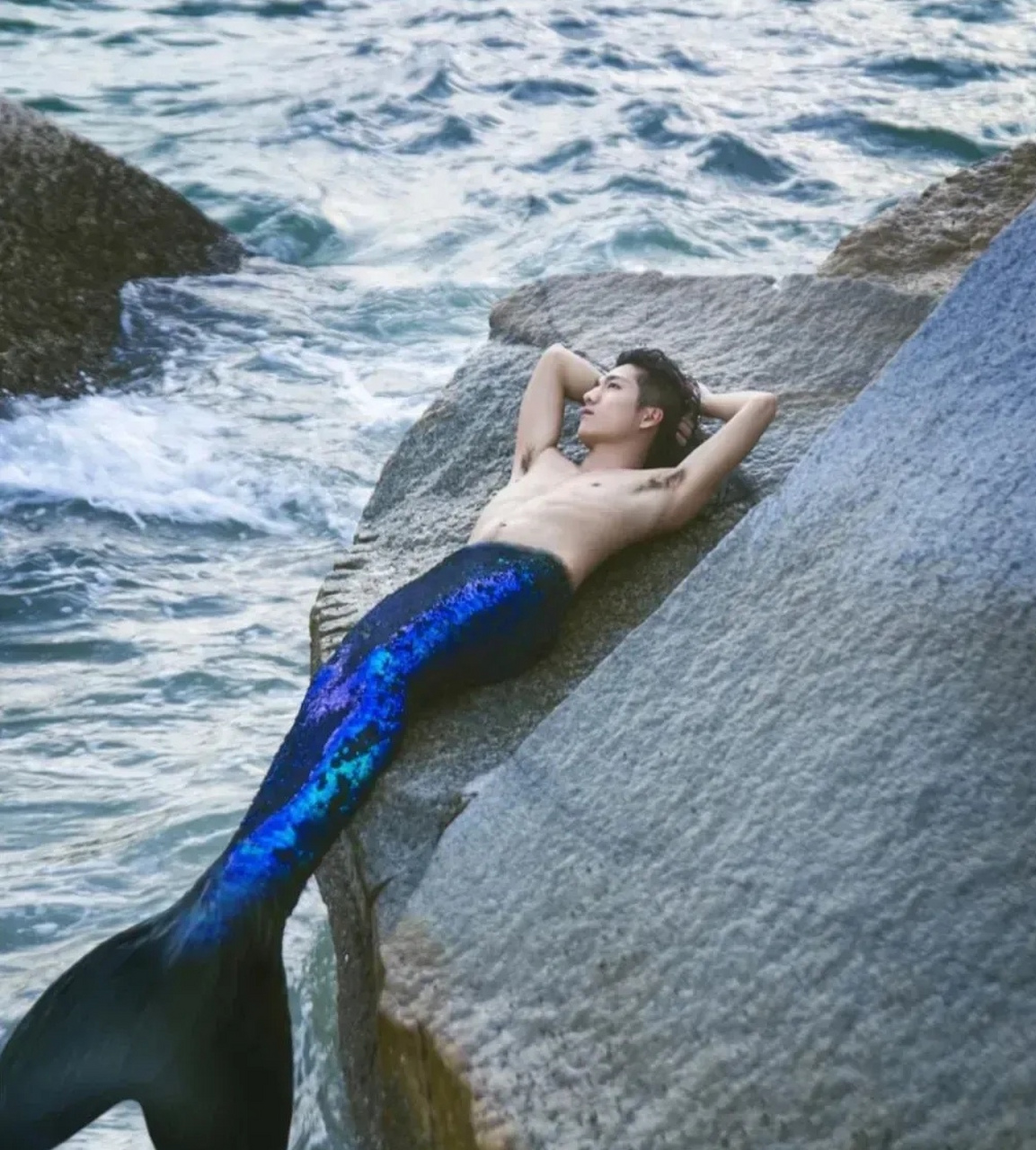 男美人鱼,再帅也辣眼睛