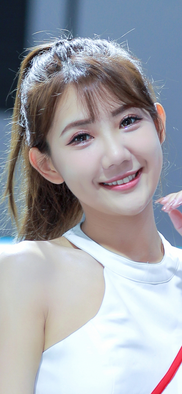 极品车模 ,马尾女神