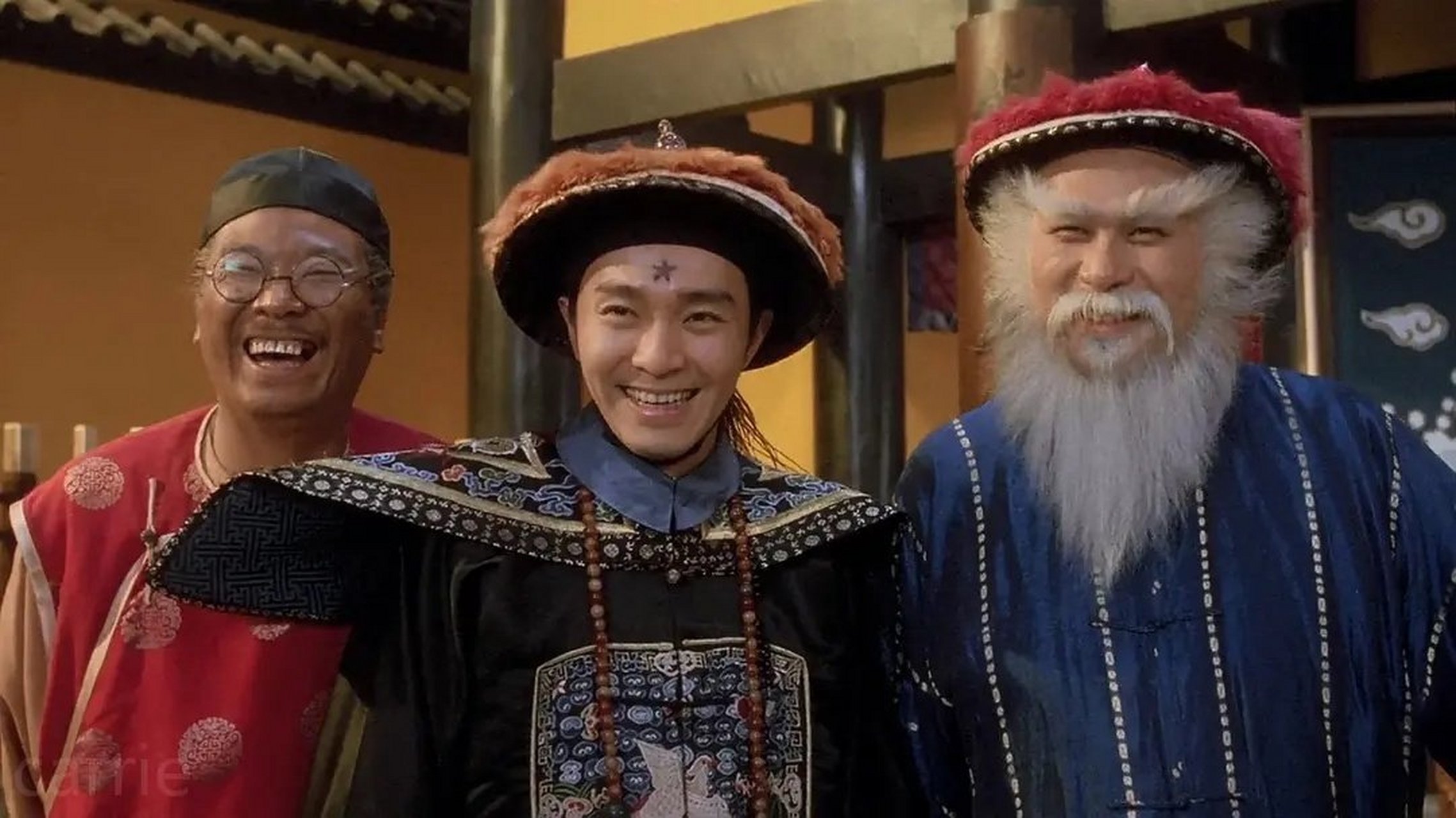 王晶看到周星驰主演的电影《审死官》票房大卖,打破香港票房记录,就想